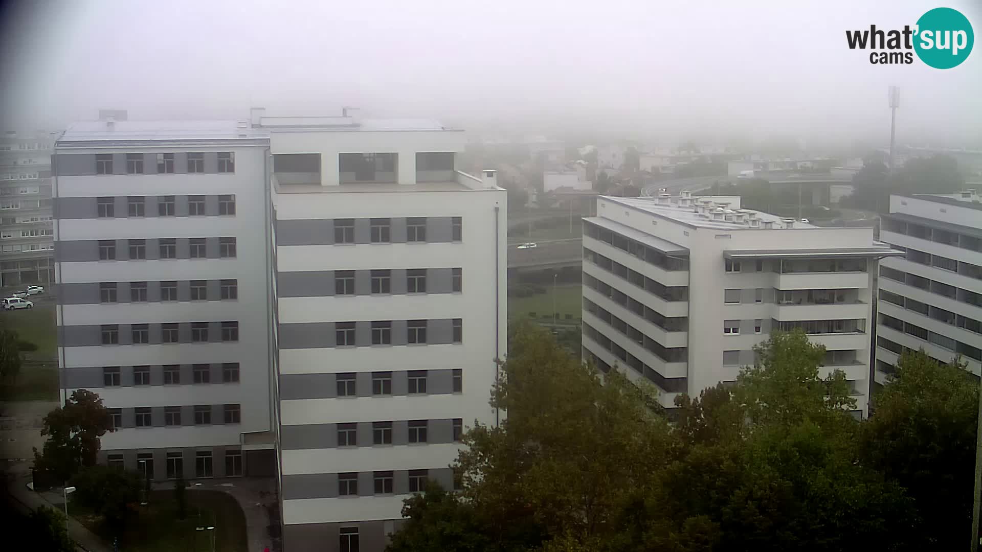 Live-Kreisverkehr Slavonska und Marin Držić Avenue zur Zagreb Webcam