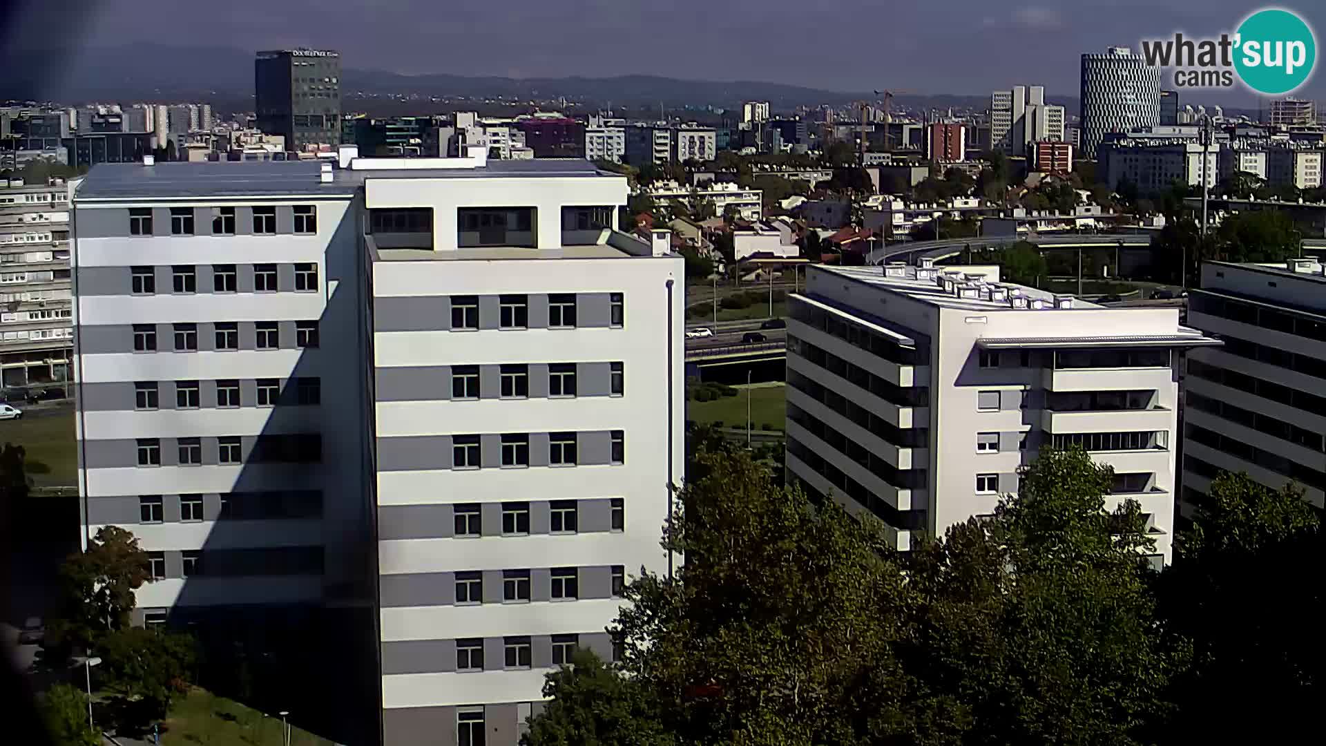 Live Interchange of Slavonska Avenue and Marin Držić Avenue in Zagreb webcam