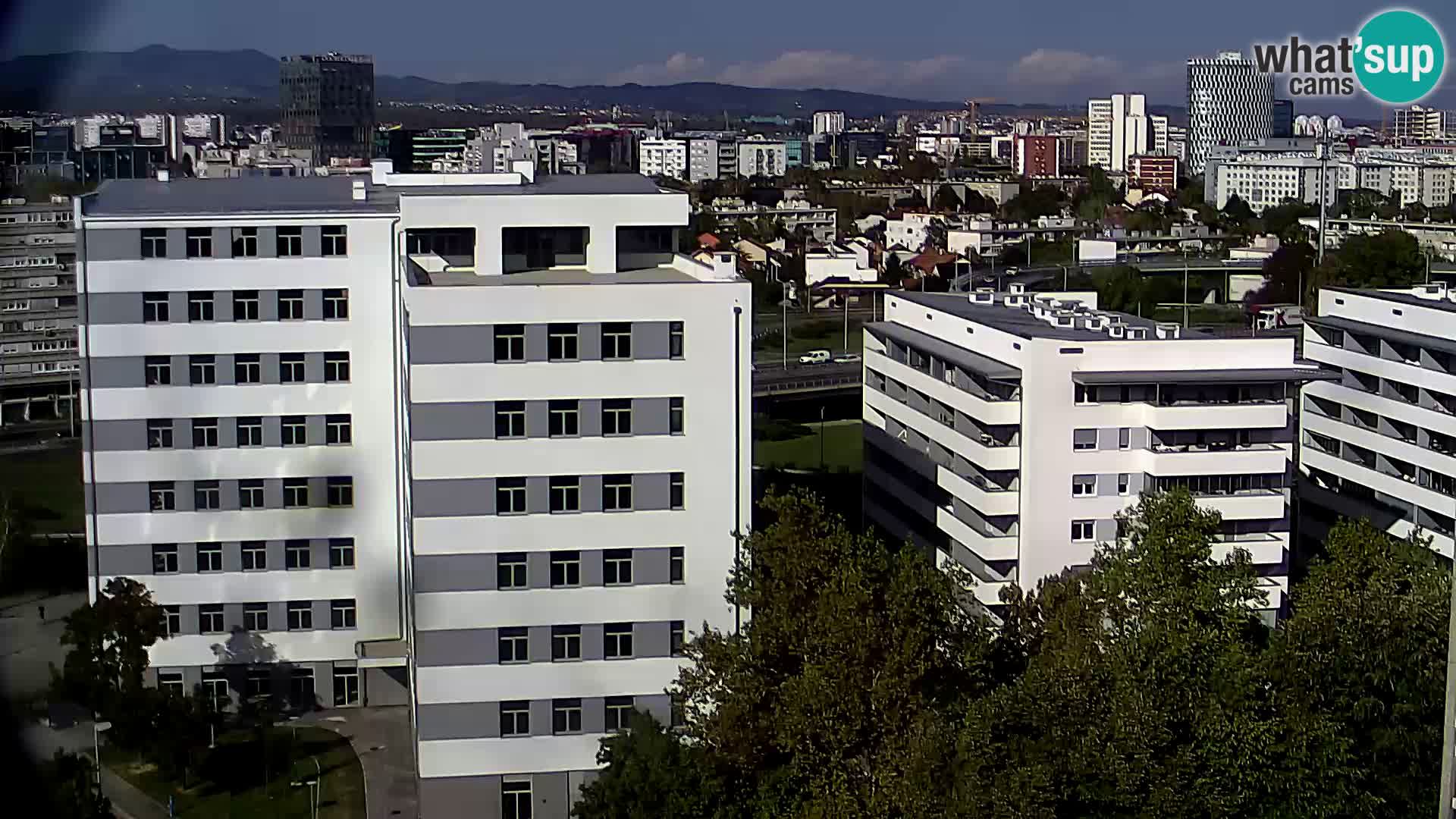 Live Interchange of Slavonska Avenue and Marin Držić Avenue in Zagreb webcam