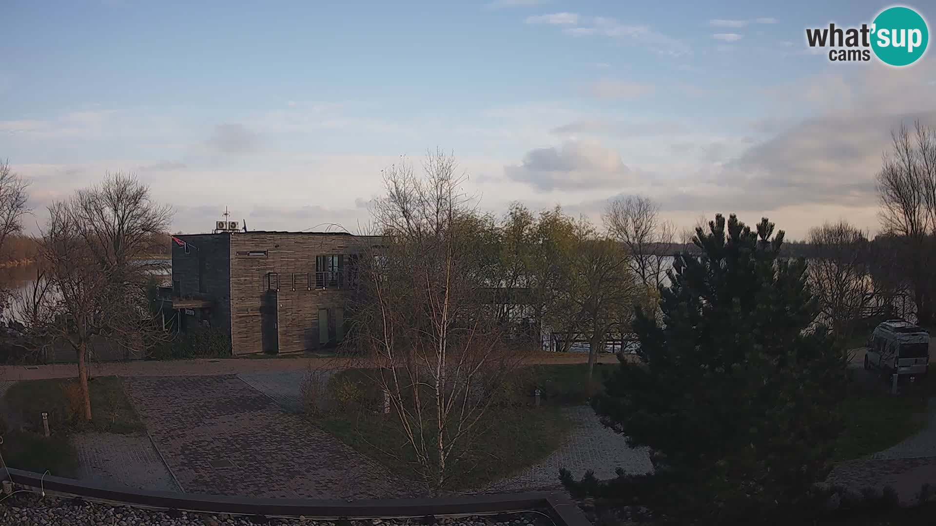 Zagreb kamp – Jezero Rakitje