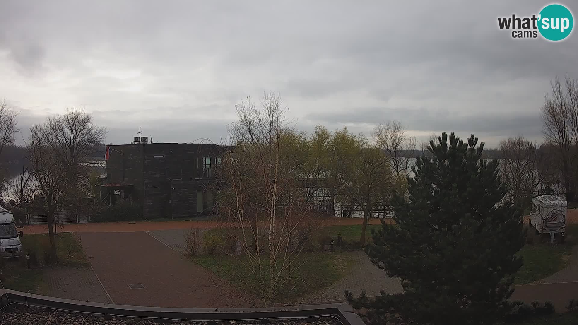 Zagreb Camp – Lago Rakitje