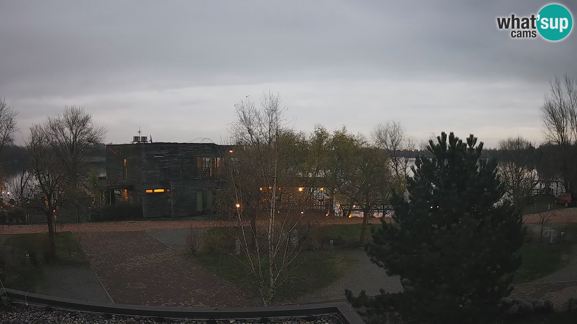 Zagreb Camp – Lago Rakitje