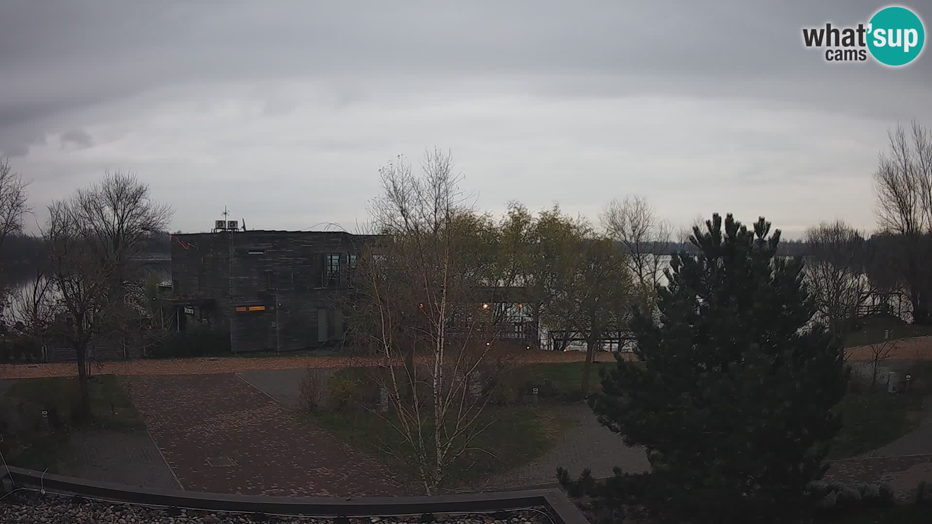 Zagreb kamp – Jezero Rakitje