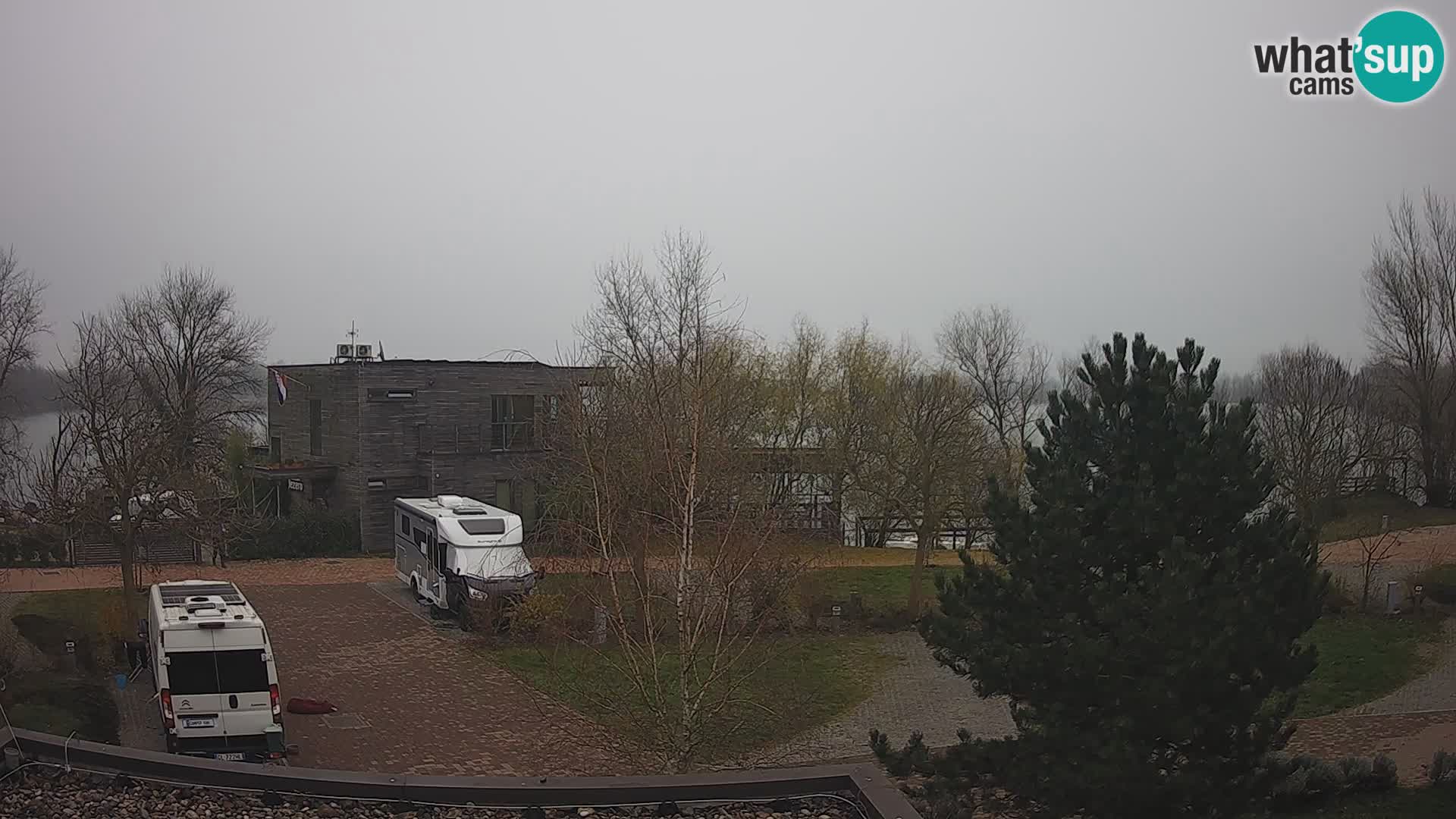 Zagreb Camp – Lac Rakitje