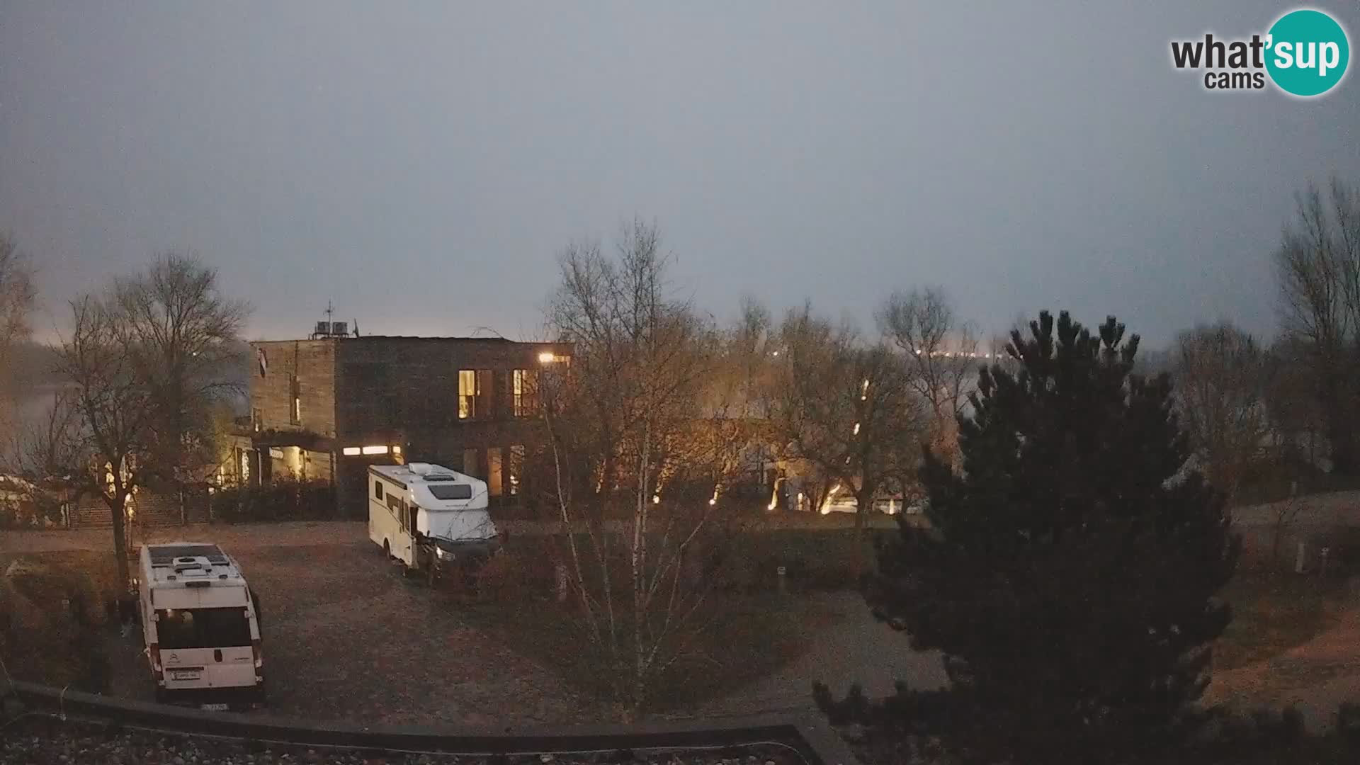 Zagreb Camp – Lac Rakitje