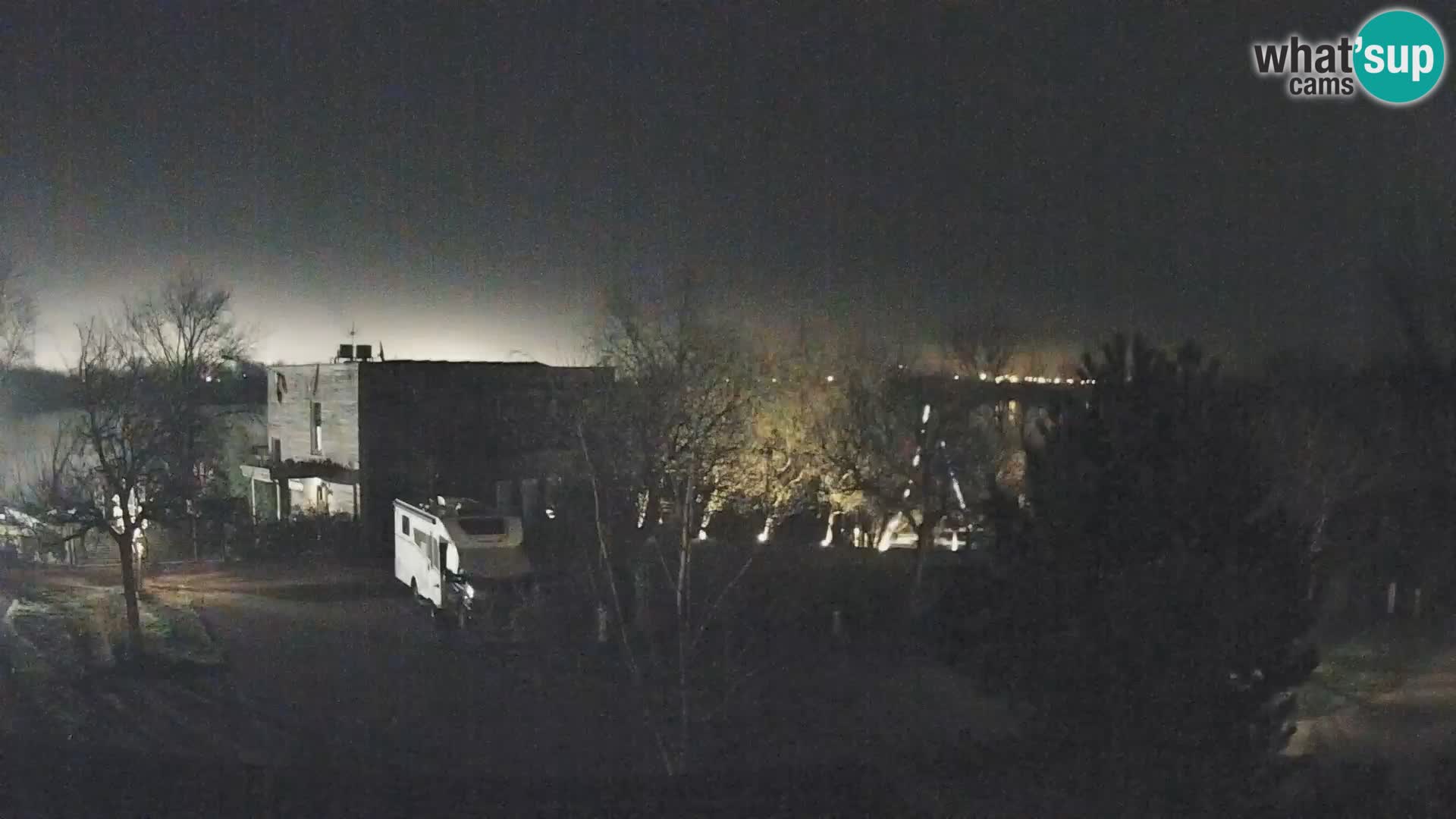 Zagreb kamp – Jezero Rakitje