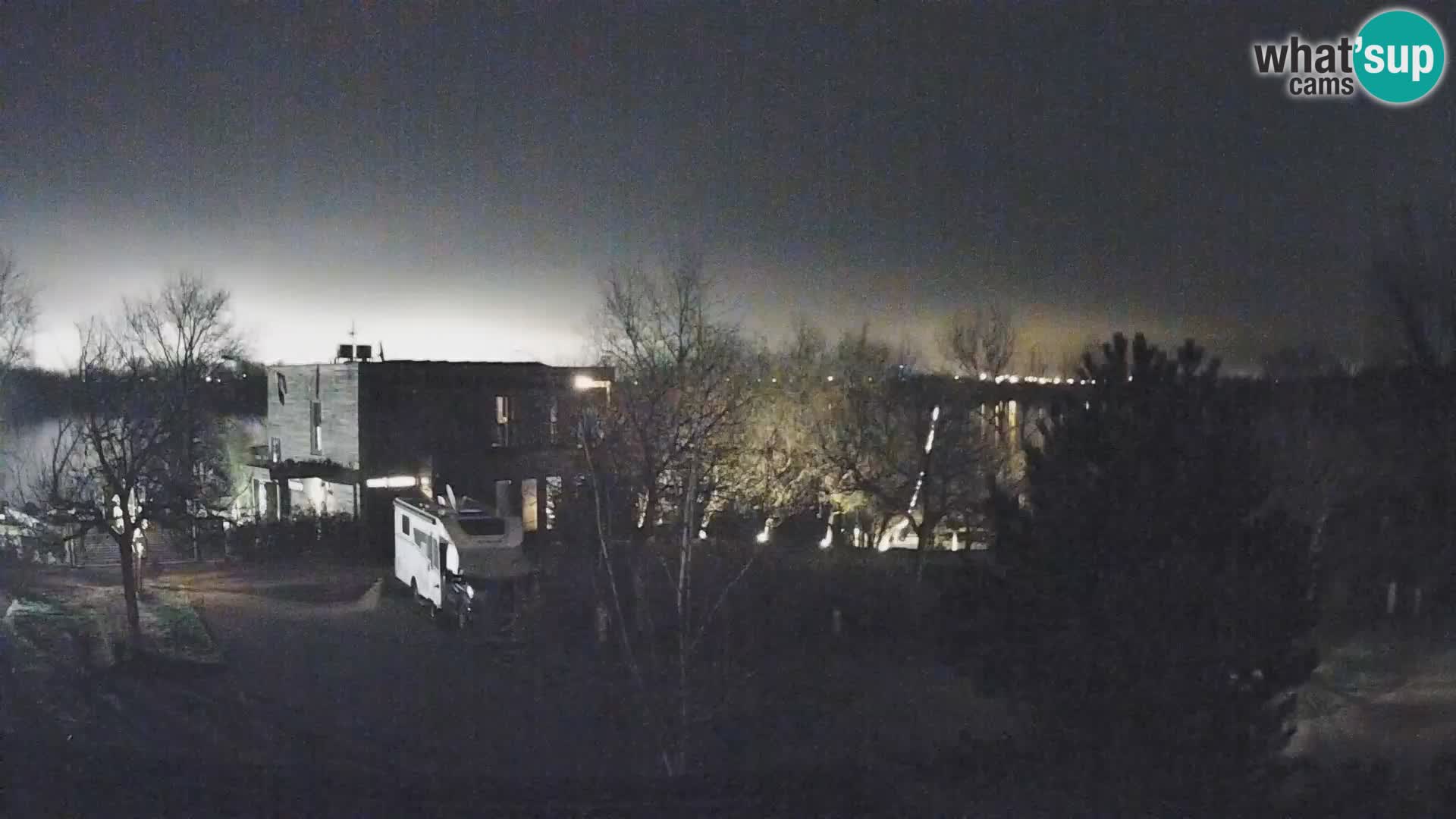 Zagreb kamp – Jezero Rakitje