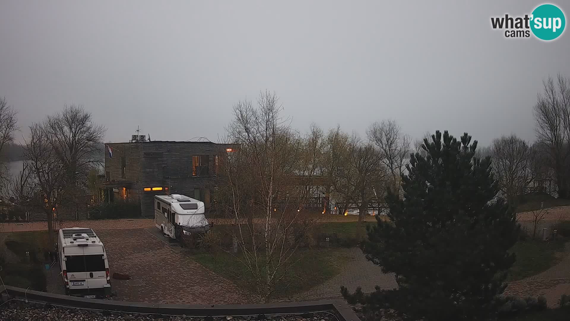 Zagreb Camp – Lago Rakitje