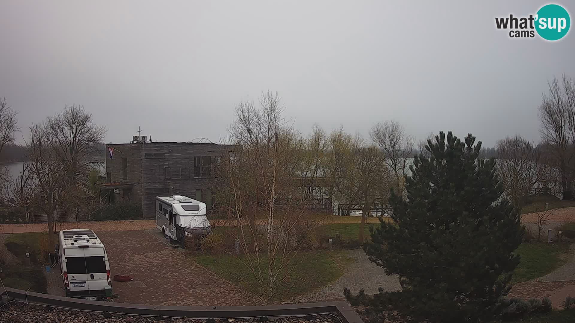 Zagreb Camp – Lac Rakitje