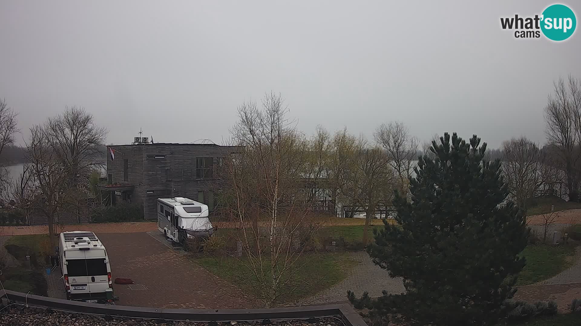 Zagreb kamp – Jezero Rakitje