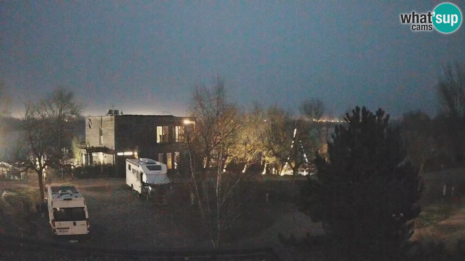 Zagreb kamp – Jezero Rakitje