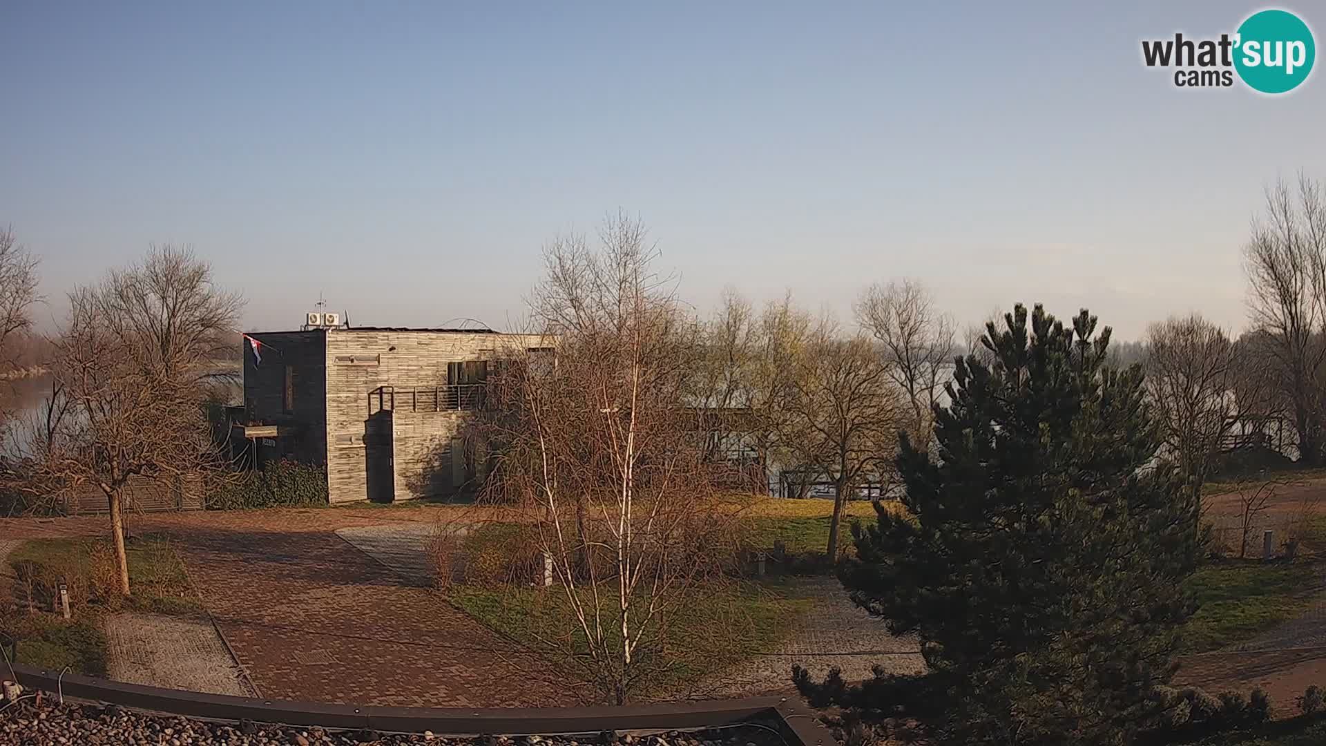 Zagreb kamp – Jezero Rakitje