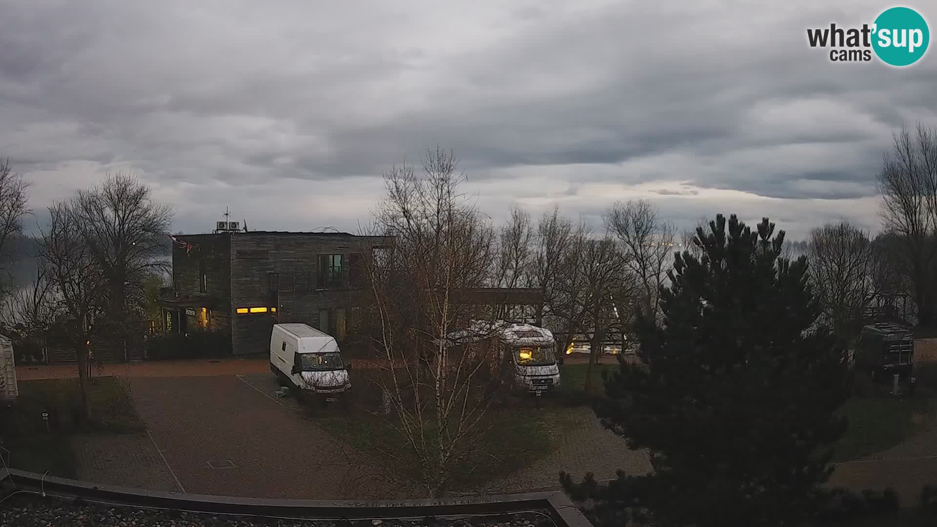 Zagreb Camp – Lac Rakitje