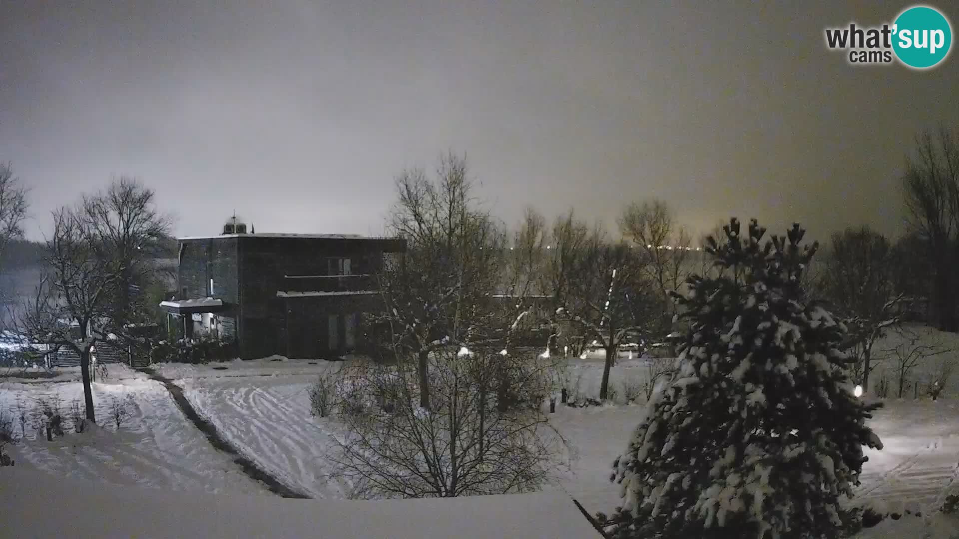 Zagreb kamp – Jezero Rakitje