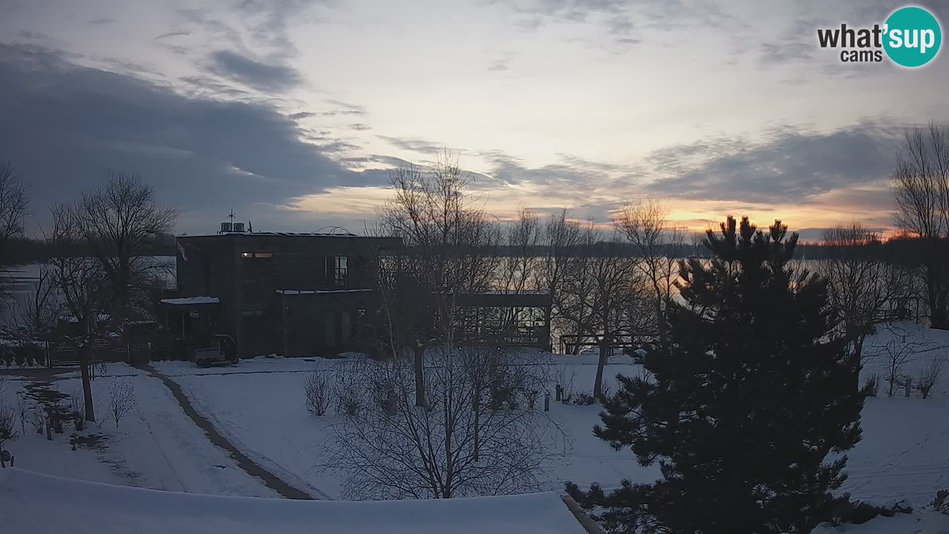 Zagreb kamp – Jezero Rakitje