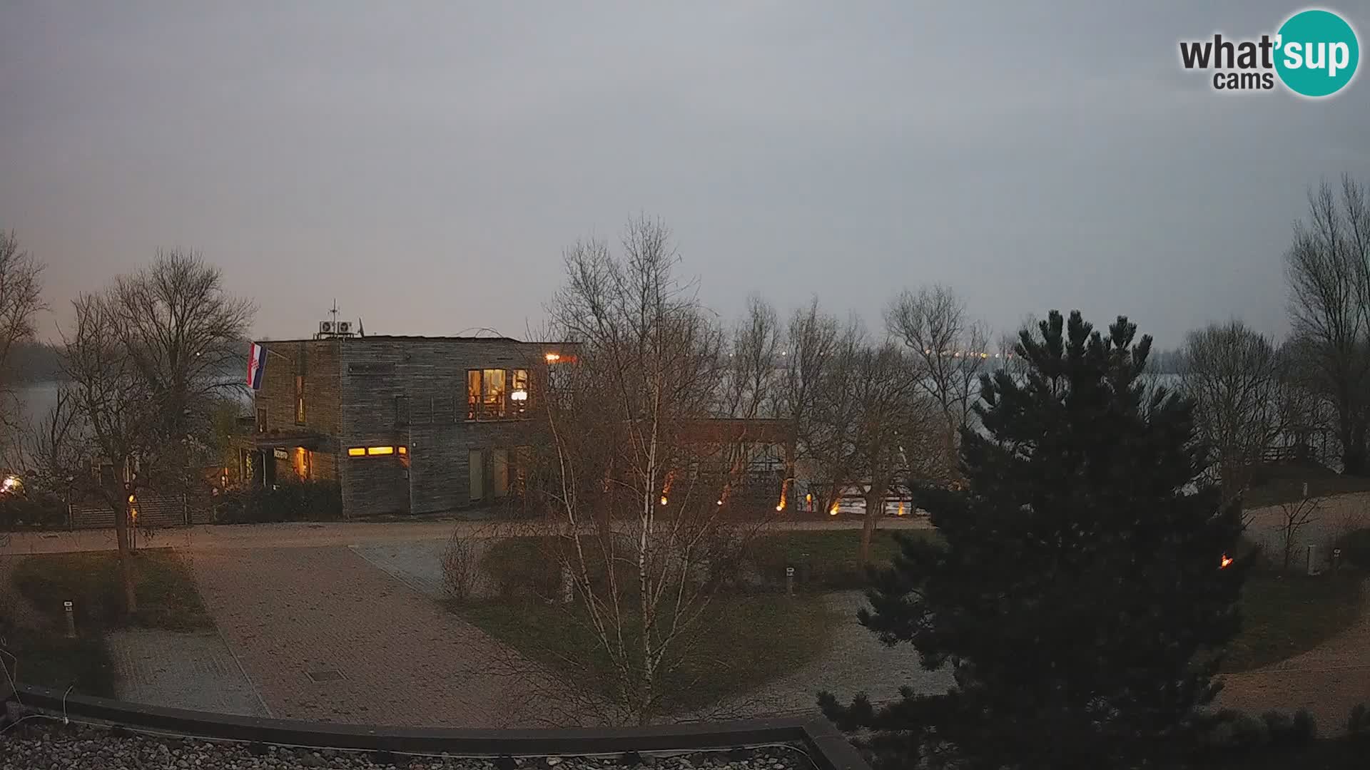 Zagreb Camp – Lac Rakitje