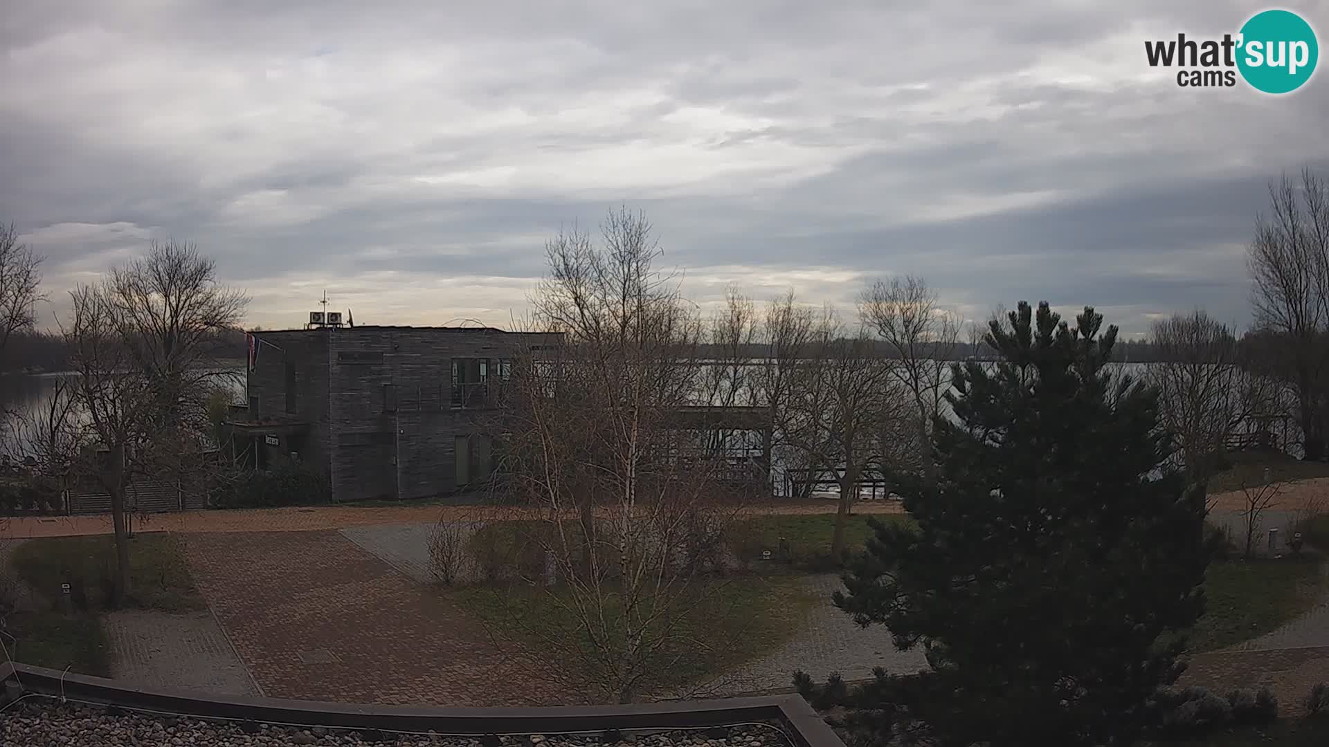 Zagreb Camp – Lac Rakitje