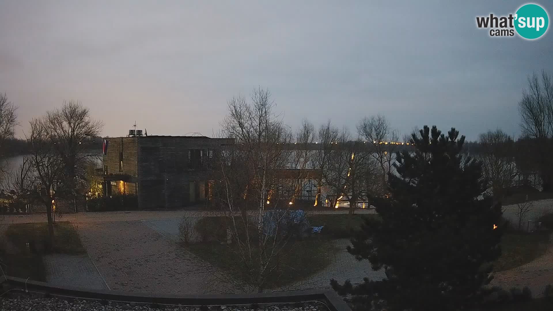 Zagreb Camp – Lago Rakitje