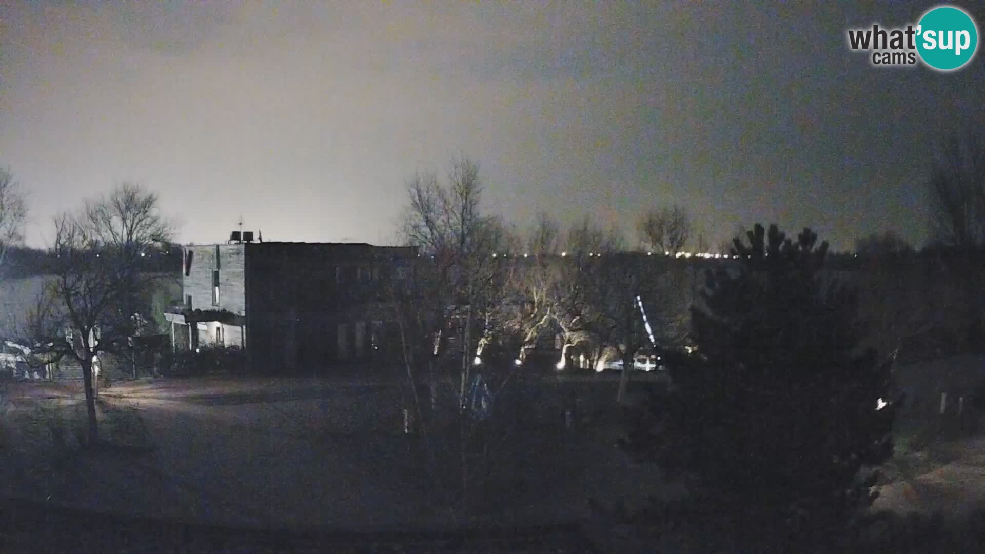 Zagreb kamp – Jezero Rakitje