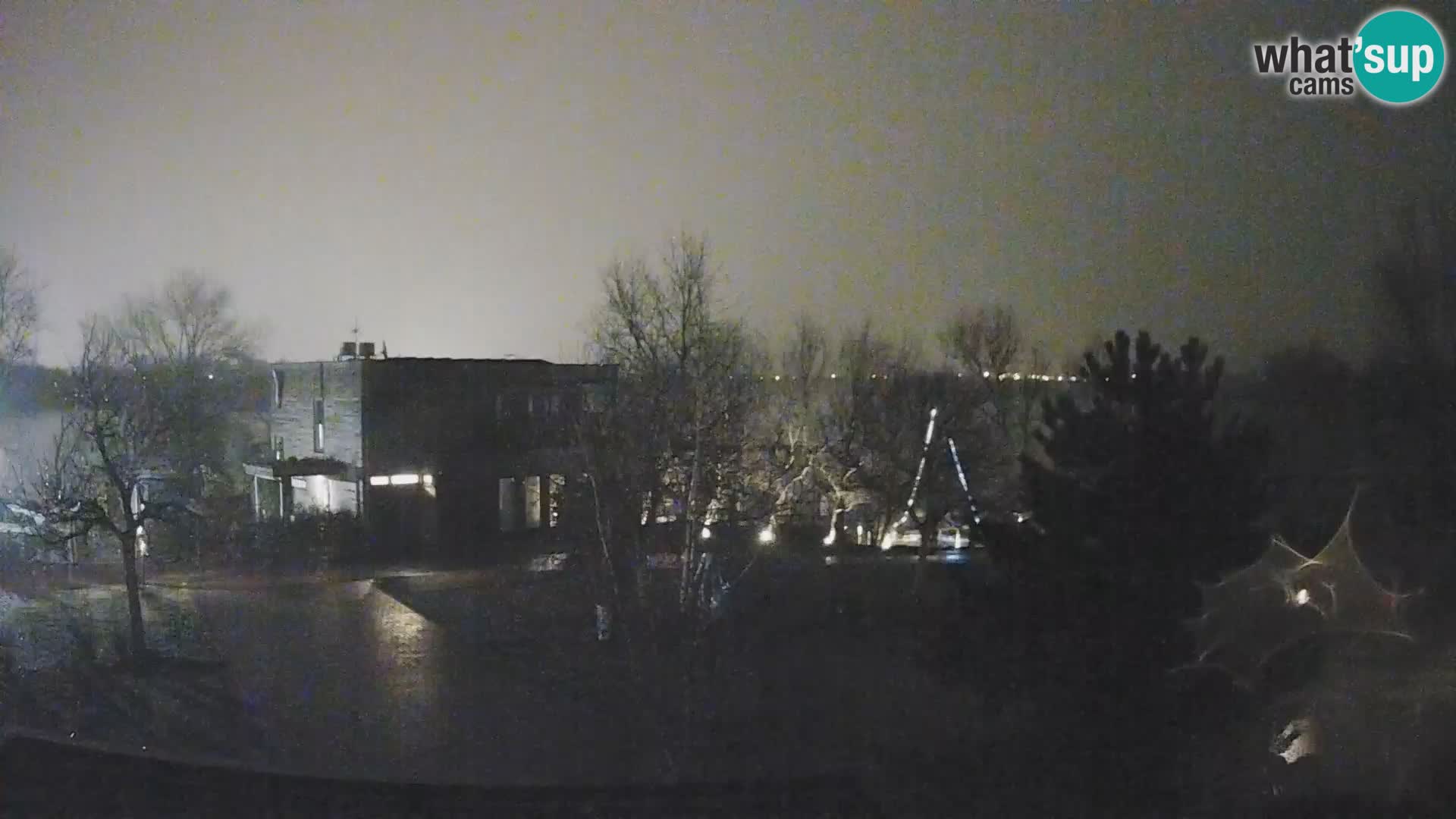 Zagreb kamp – Jezero Rakitje