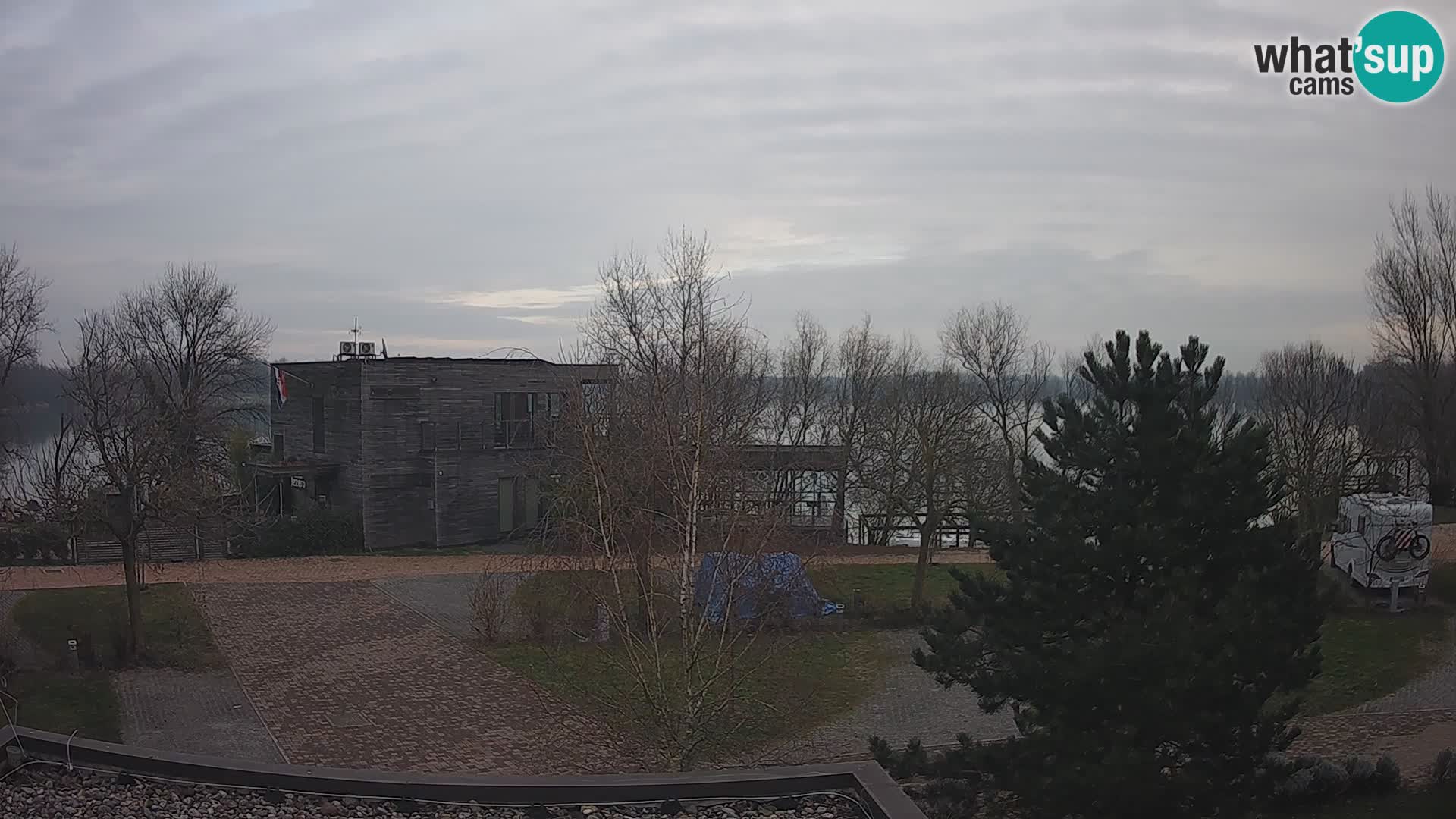 Zagreb Camp – Lac Rakitje