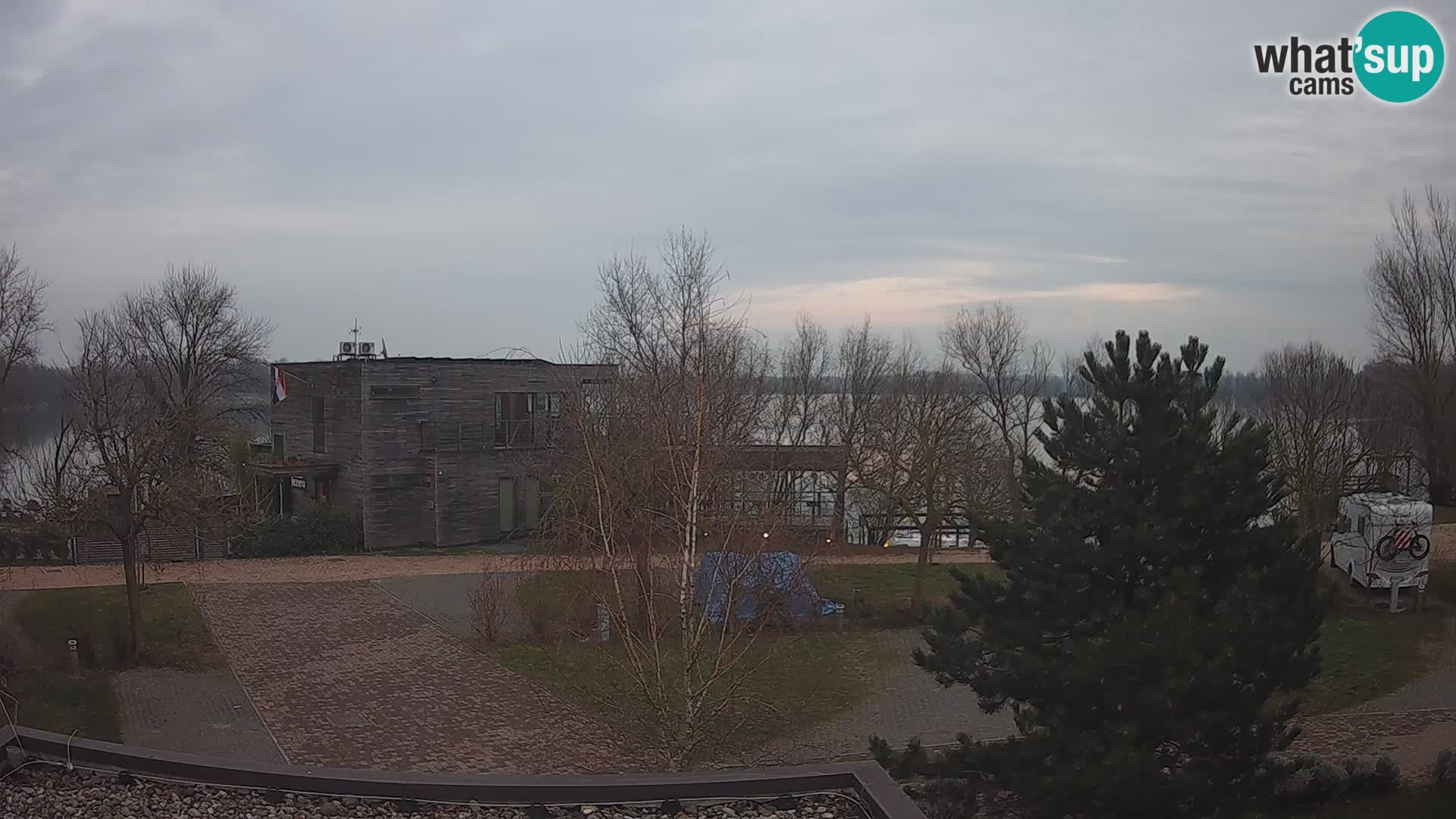 Zagreb Camp – Lake Rakitje