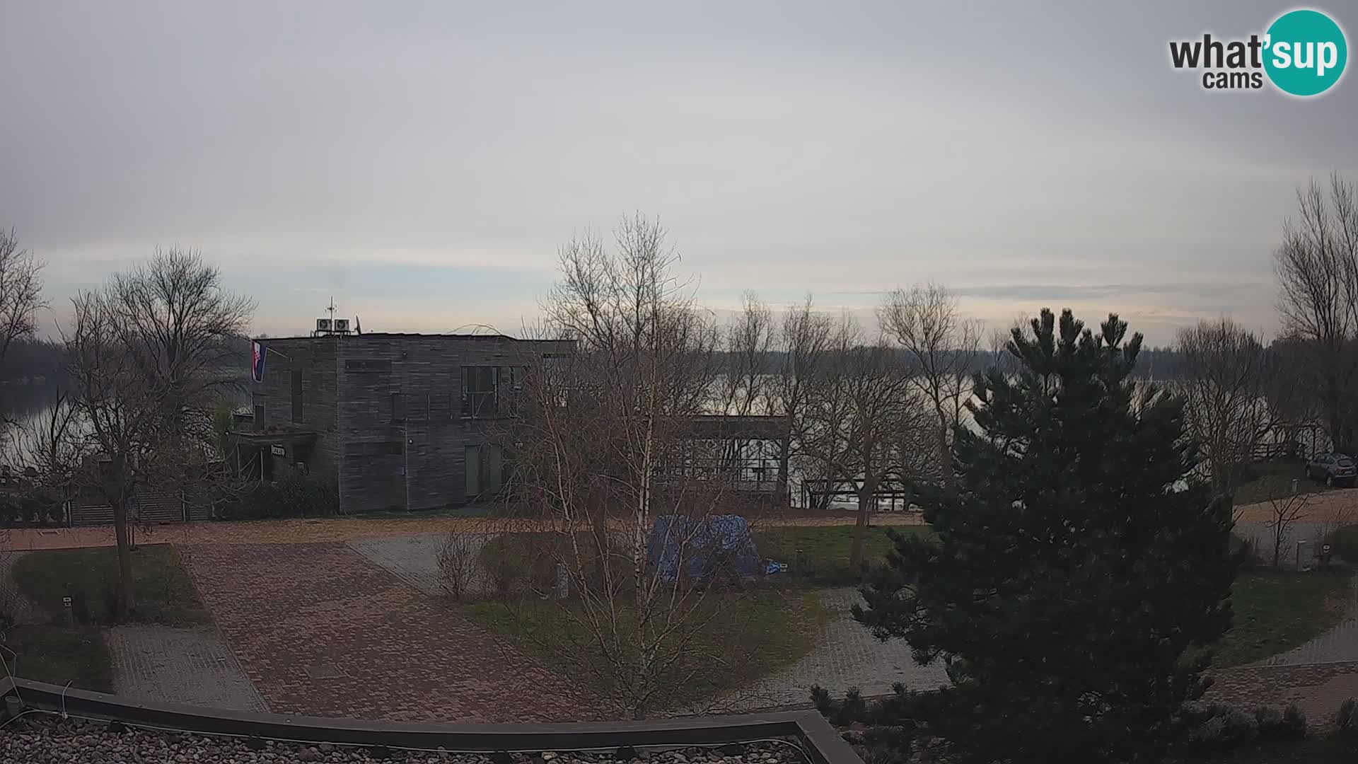 Zagreb Camp – Lac Rakitje