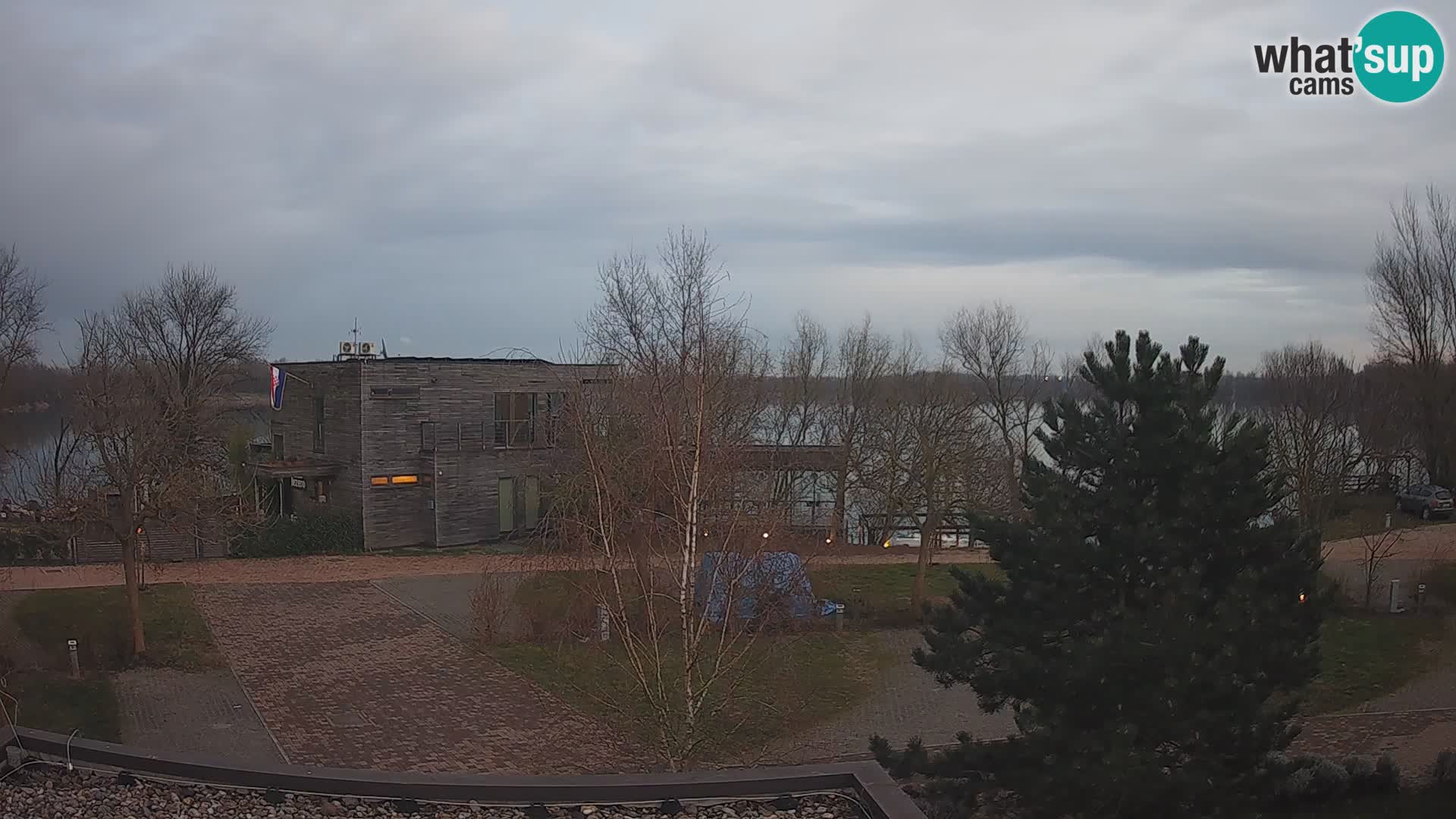 Zagreb Camp – Lago Rakitje