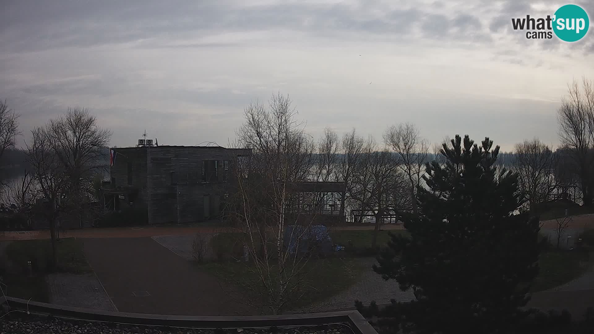 Zagreb kamp – Jezero Rakitje