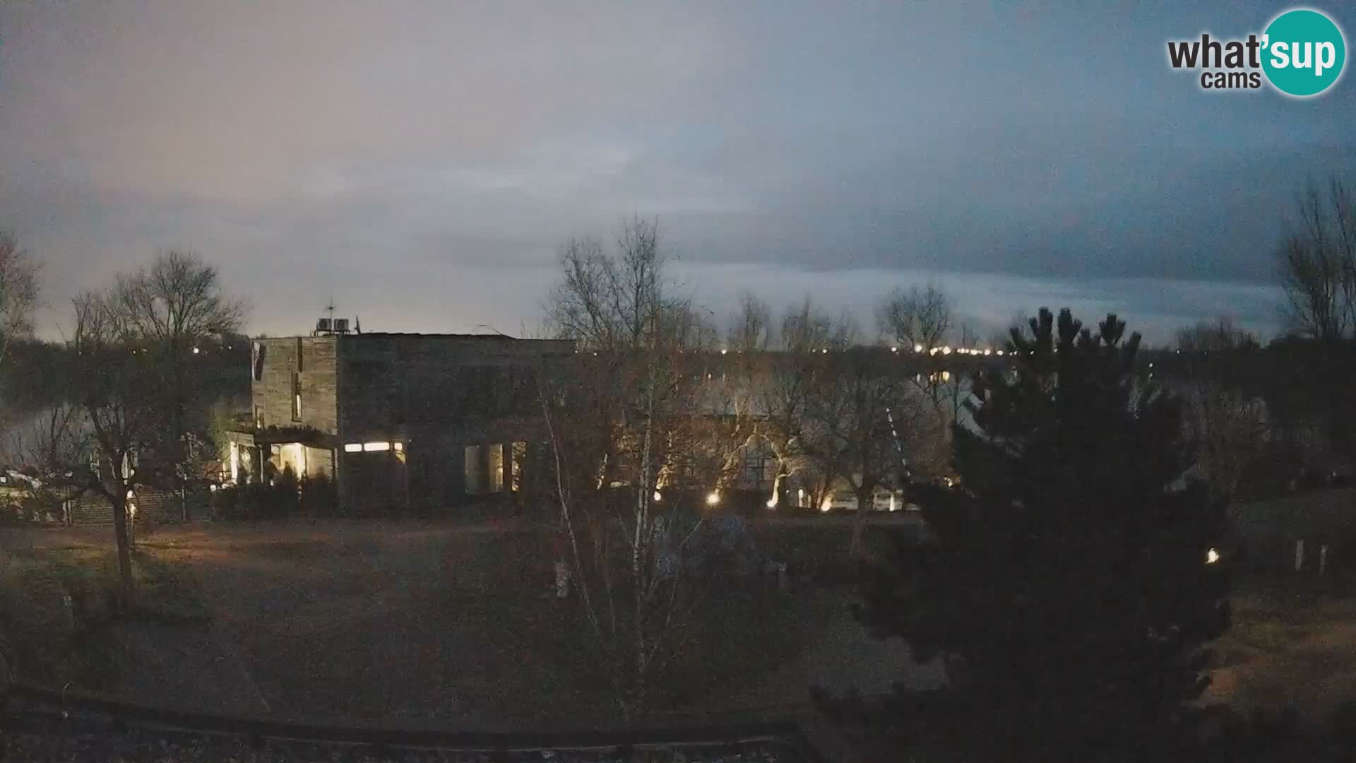 Zagreb kamp – Jezero Rakitje