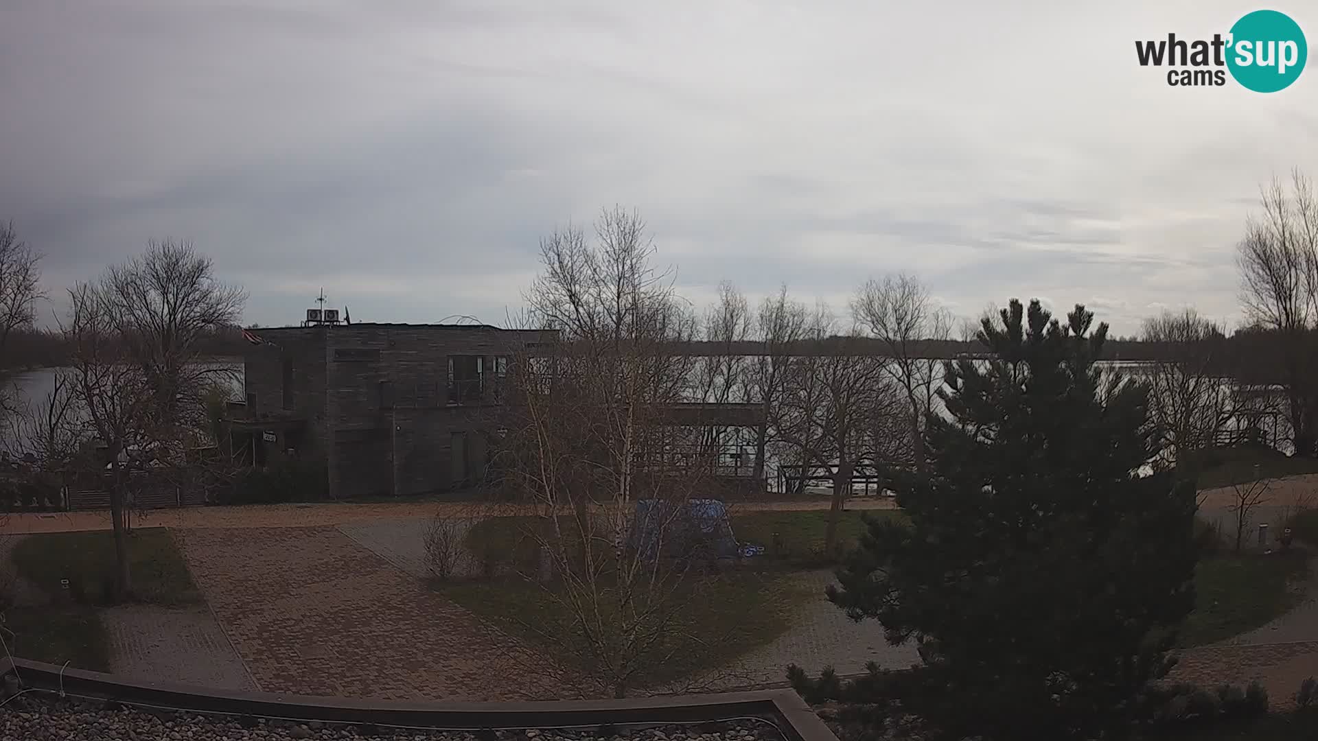 Zagreb kamp – Jezero Rakitje