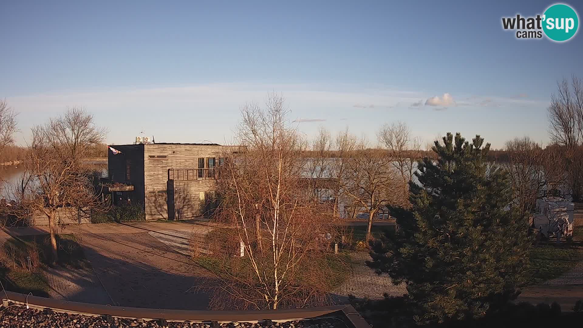 Zagreb kamp – Jezero Rakitje