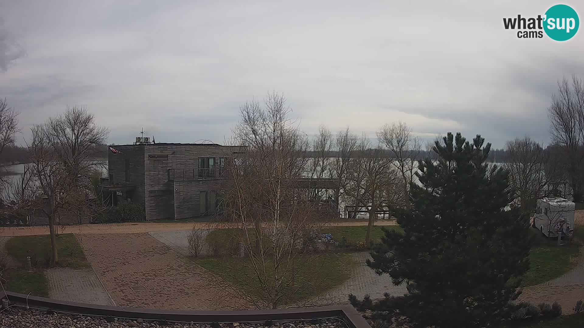 Zagreb Camp – Lago Rakitje