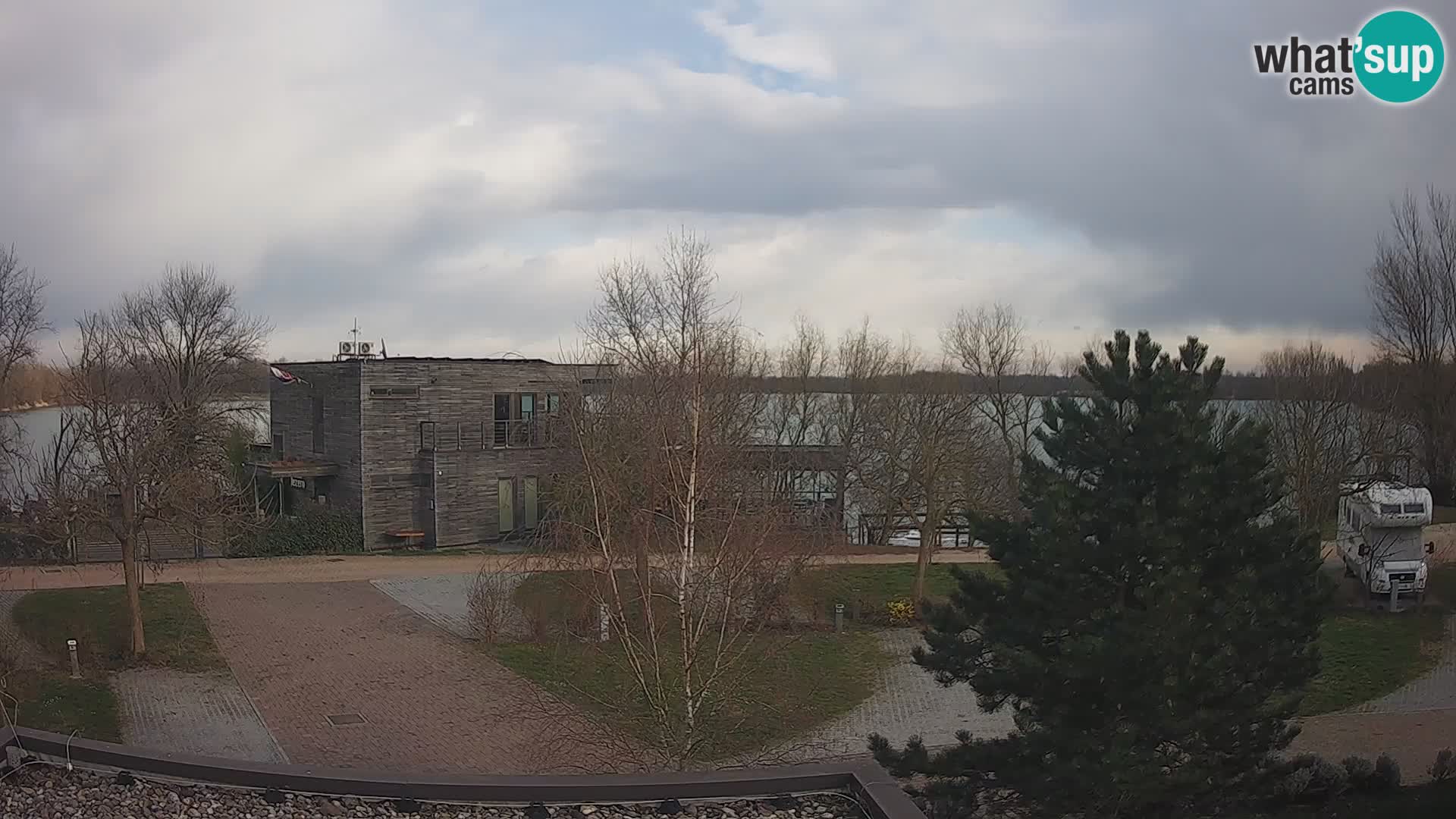 Zagreb kamp – Jezero Rakitje