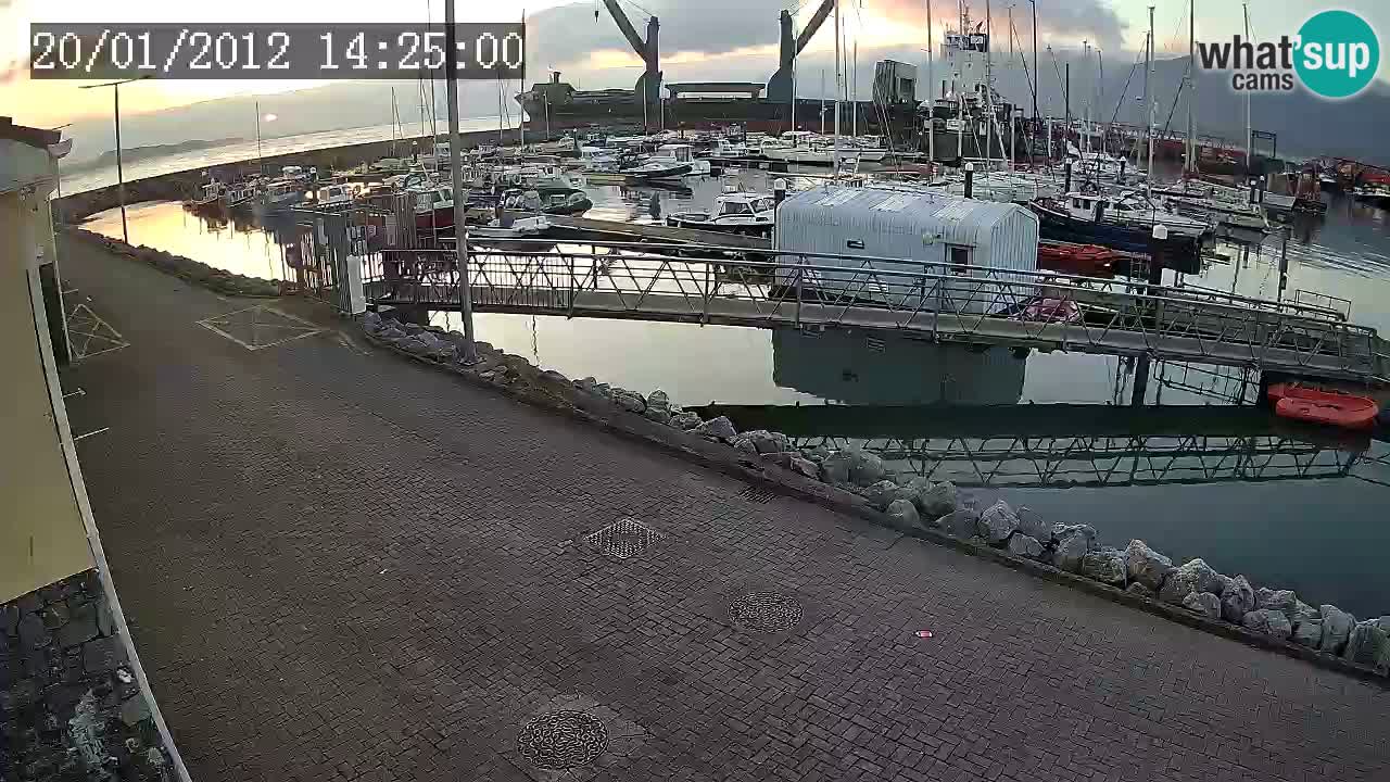 Fenit Marina camera en vivo