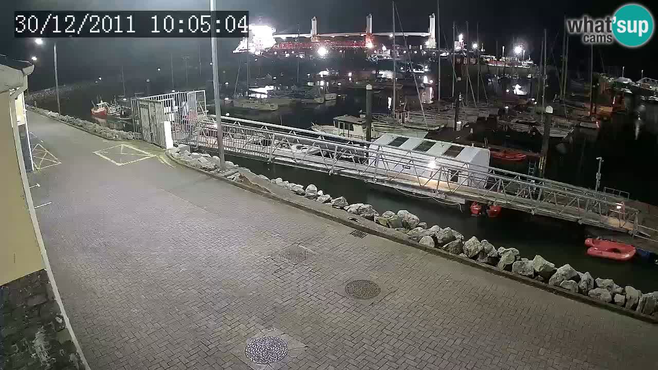 Fenit Marina spletna kamera