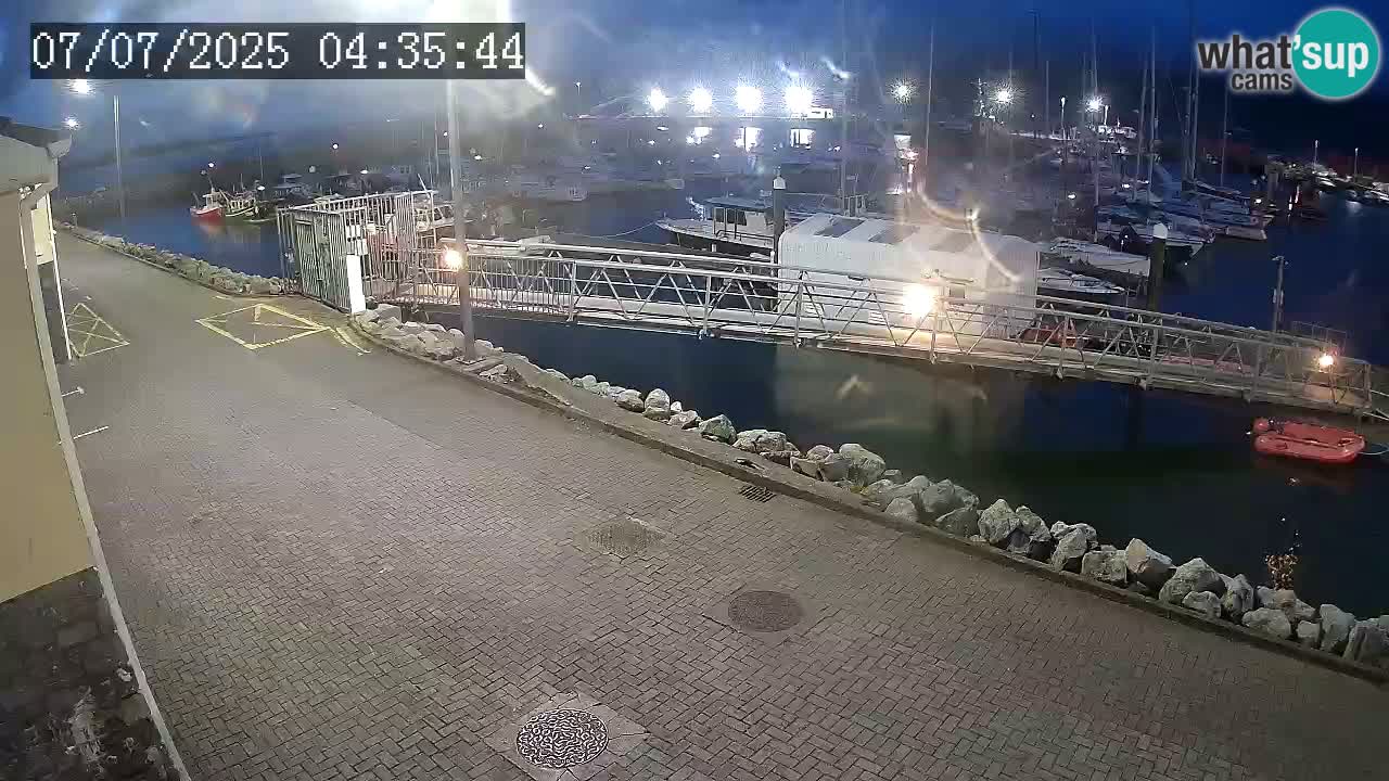 Fenit Marina spletna kamera