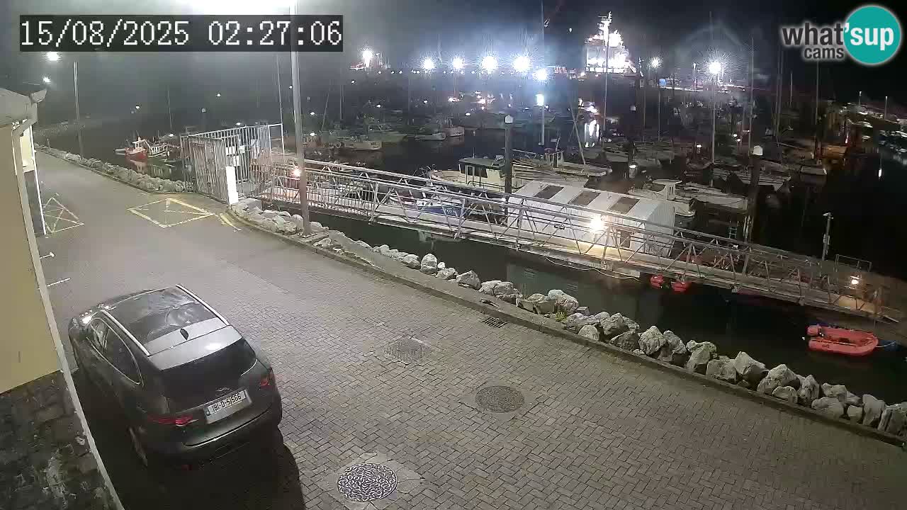 Fenit Marina spletna kamera