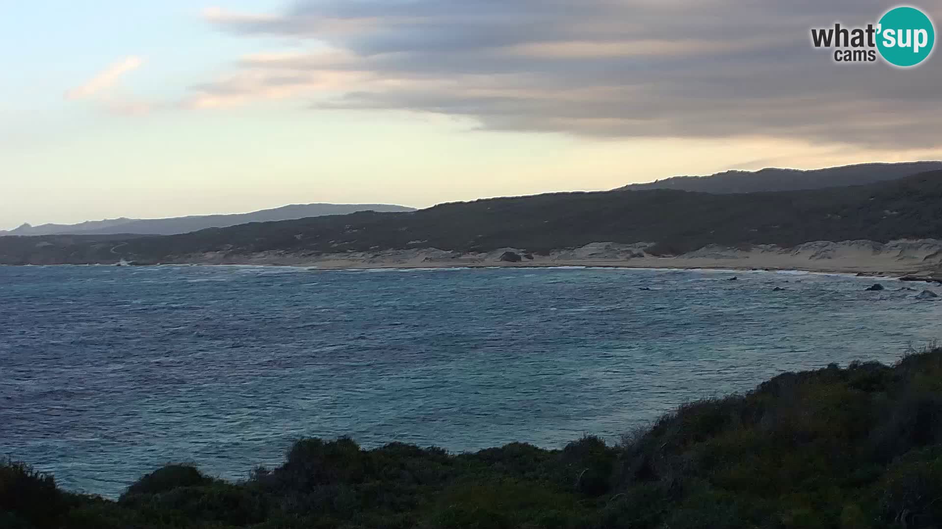 Plaža Naracu Nieddu spletna kamera – Aglientu – Sardinija