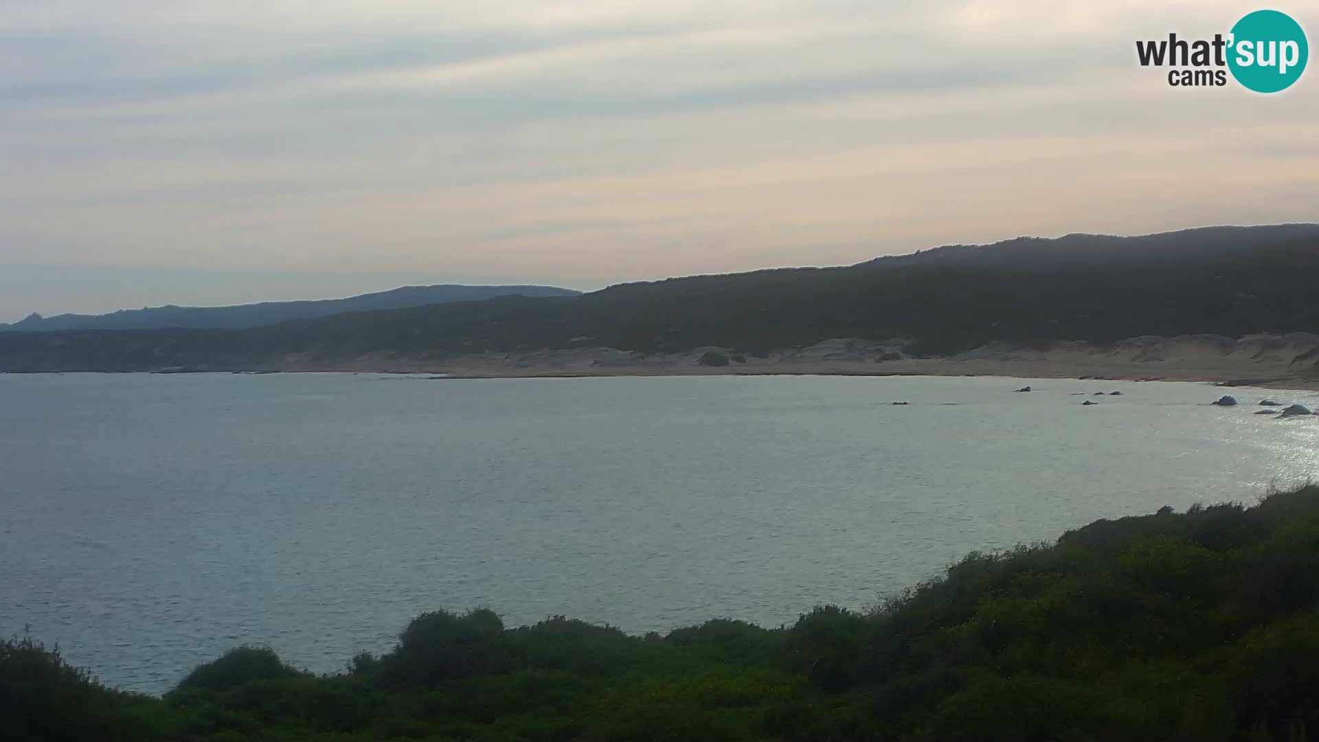 Plaža Naracu Nieddu spletna kamera – Aglientu – Sardinija