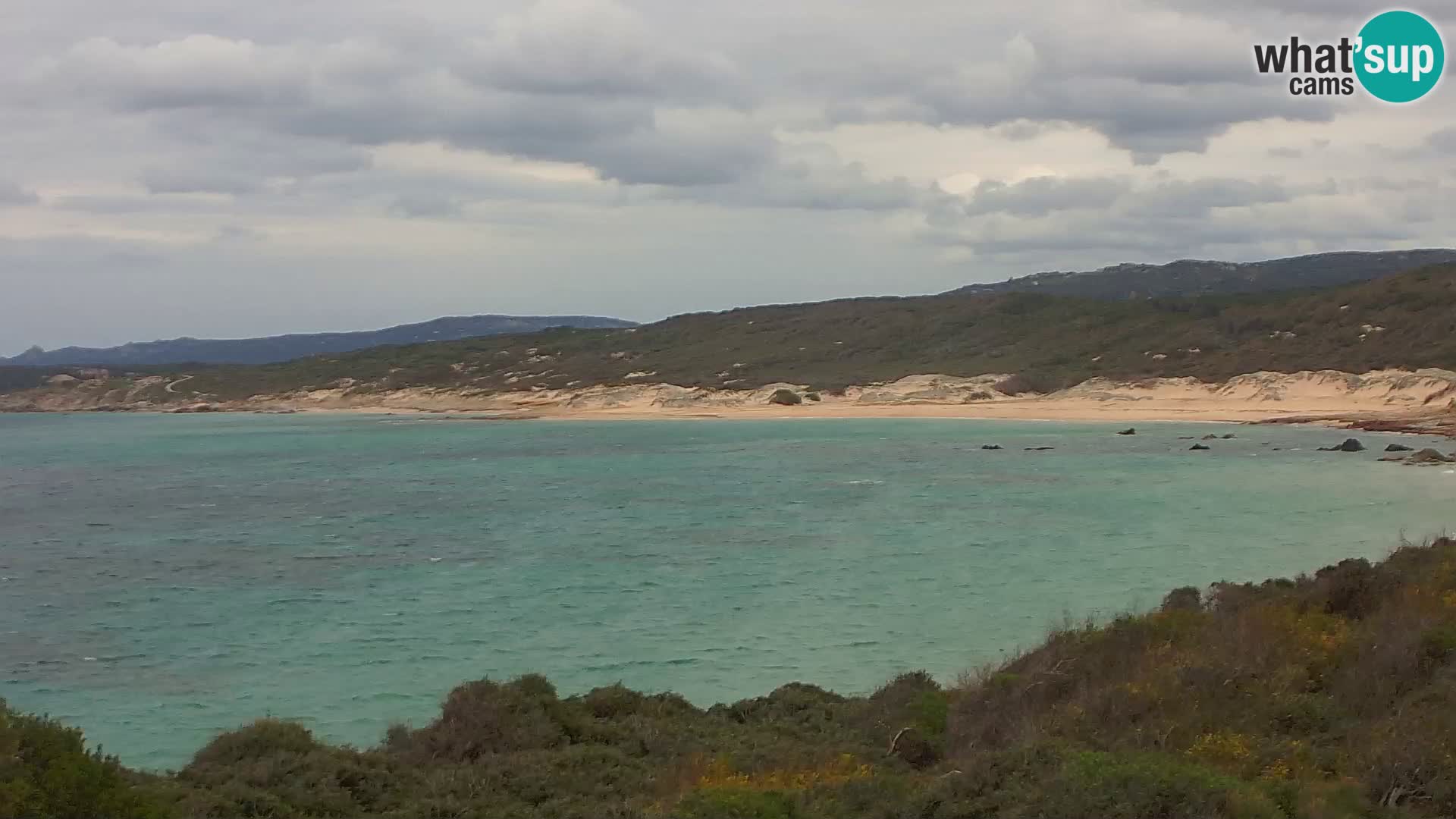 Plaža Naracu Nieddu spletna kamera – Aglientu – Sardinija