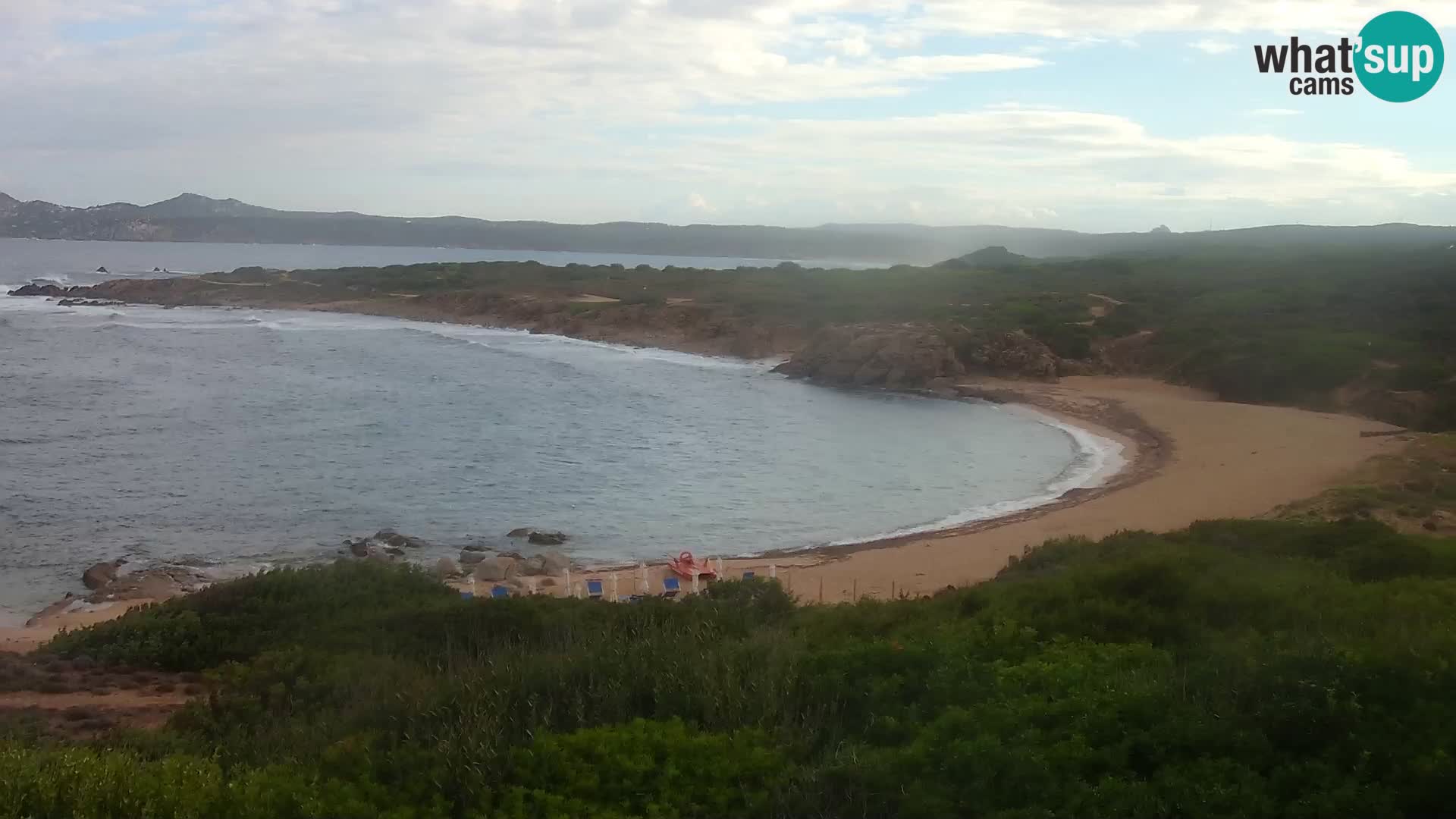 Spletna kamera v živo Plaža Cala Pischina – Aglientu – Sardinija