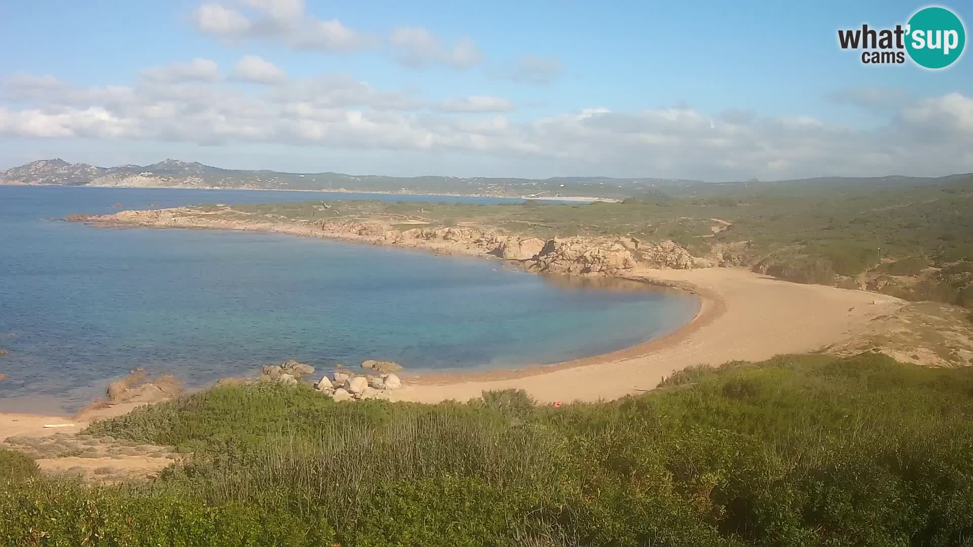 Spletna kamera v živo Plaža Cala Pischina – Aglientu – Sardinija