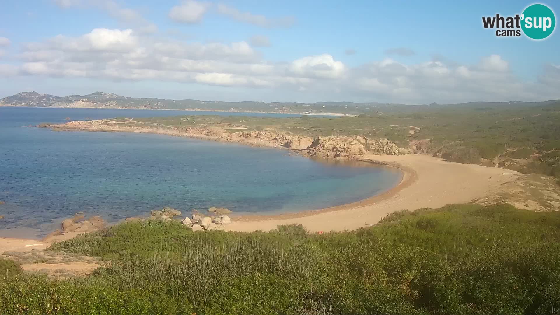 Spletna kamera v živo Plaža Cala Pischina – Aglientu – Sardinija