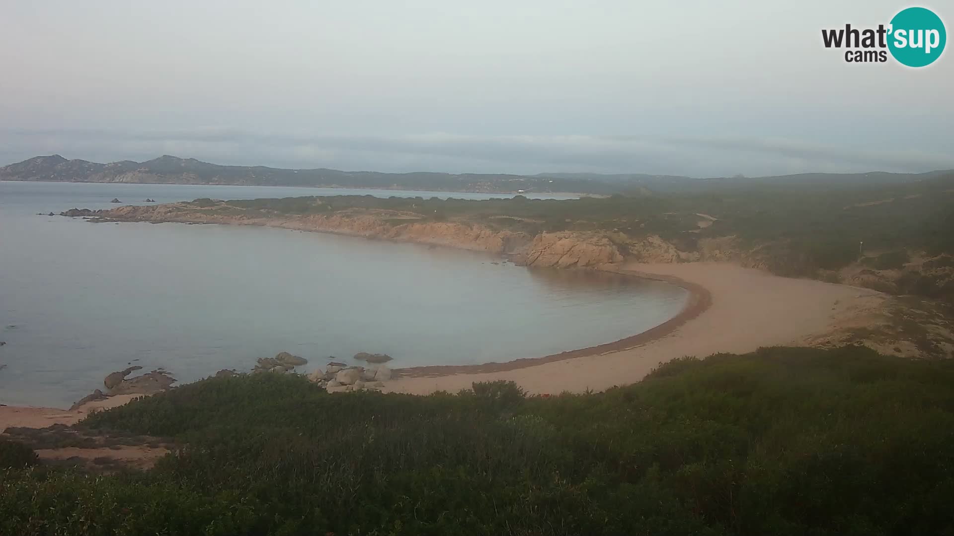 Web kamera uživo Cala Pischina plaža – Aglientu – Sardinija