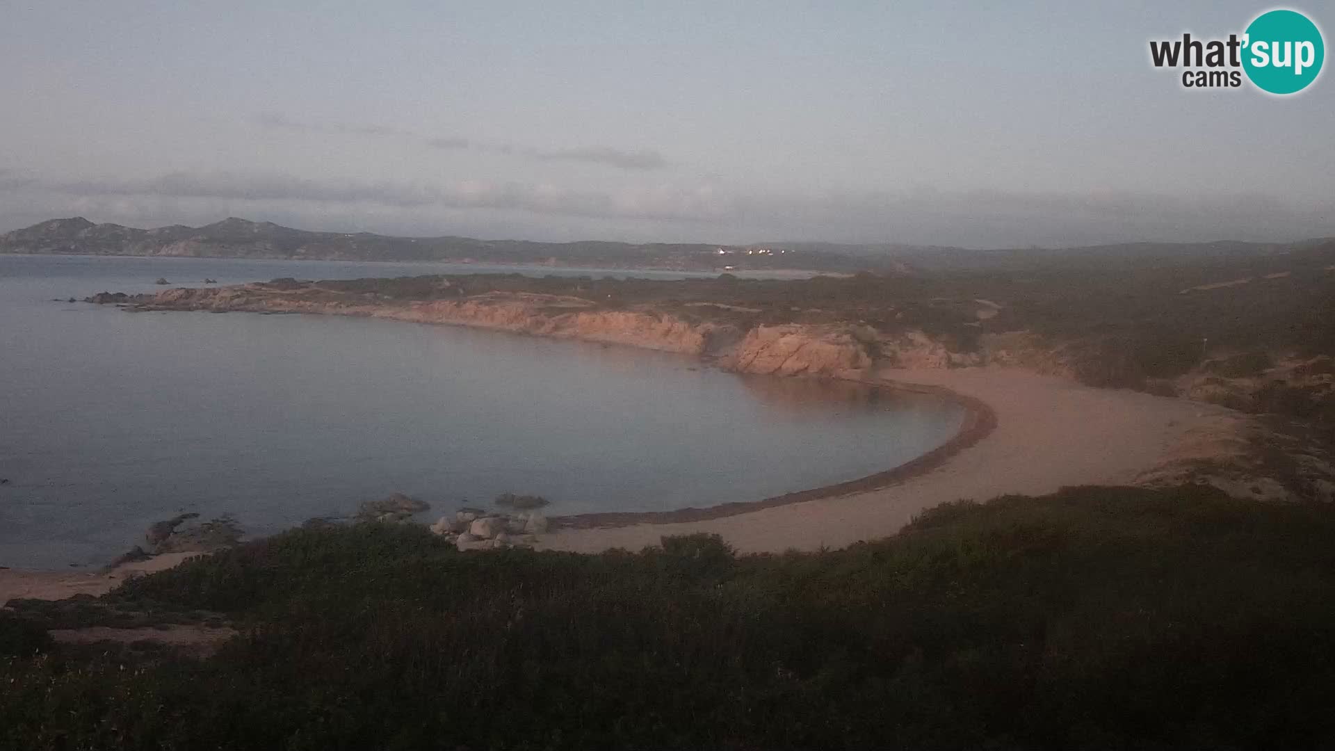 Web kamera uživo Cala Pischina plaža – Aglientu – Sardinija