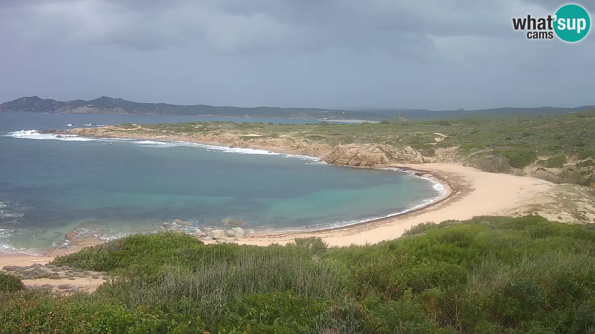 Spletna kamera v živo Plaža Cala Pischina – Aglientu – Sardinija