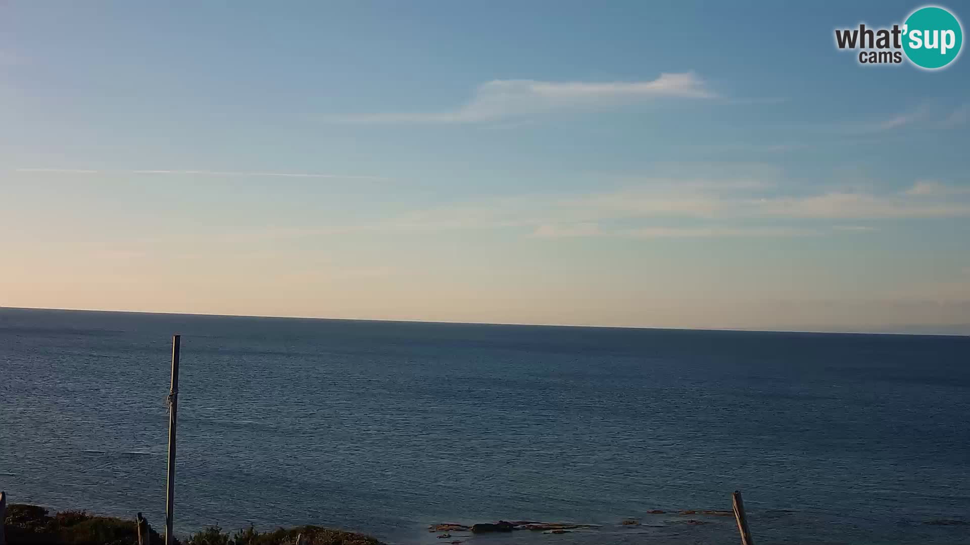 Web kamera uživo Cala Pischina plaža – Aglientu – Sardinija