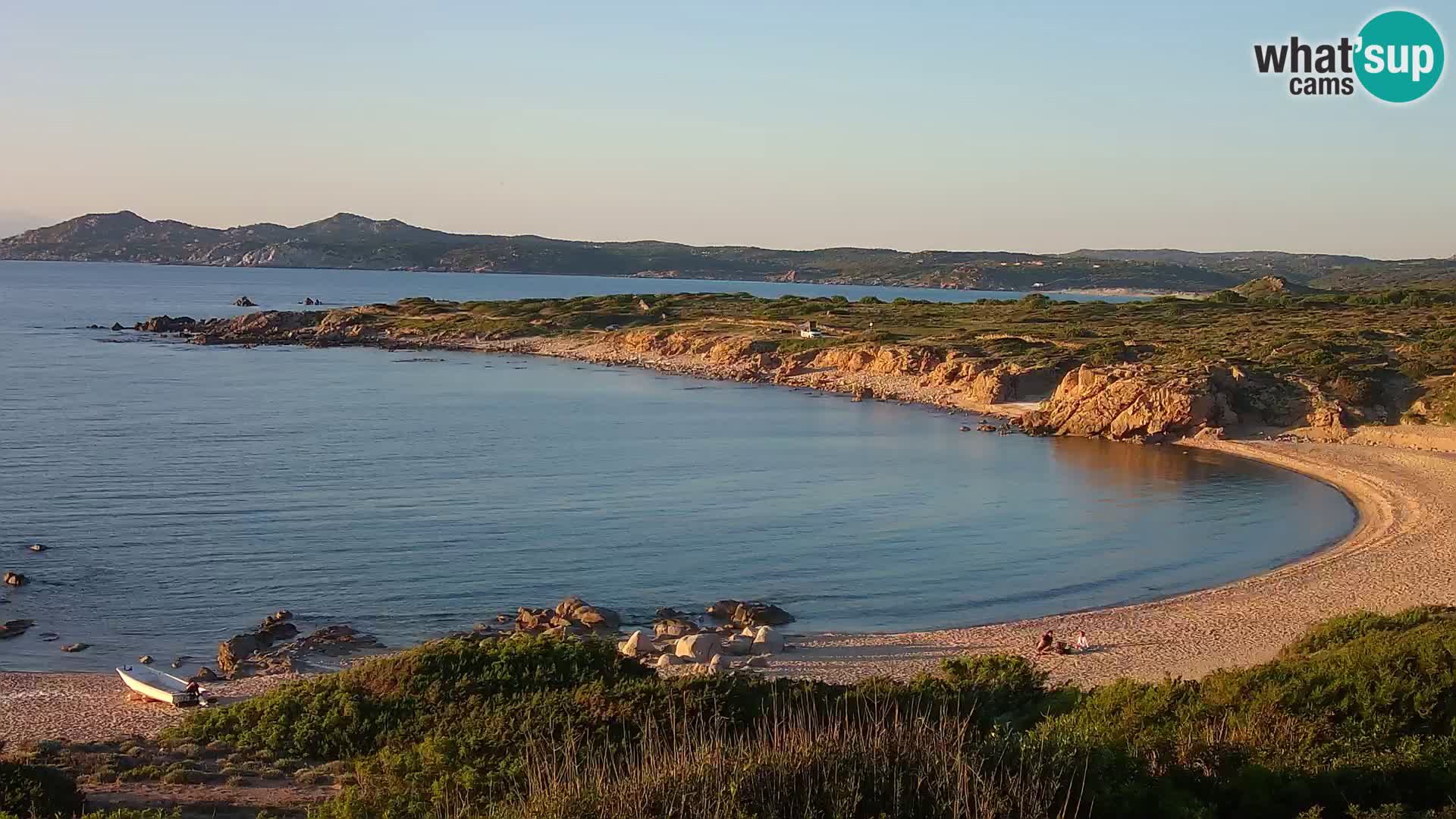Web kamera uživo Cala Pischina plaža – Aglientu – Sardinija