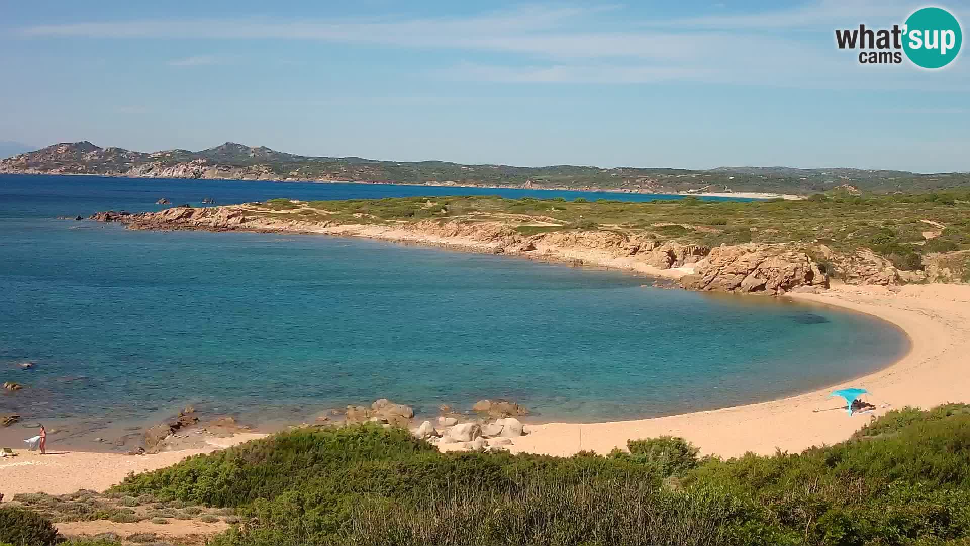 Spletna kamera v živo Plaža Cala Pischina – Aglientu – Sardinija